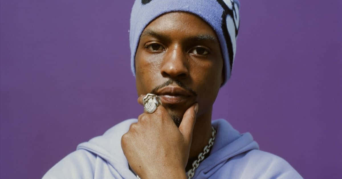 Pierre Bourne, light blue hoodie, beanie, SD Desktop Wallpaper