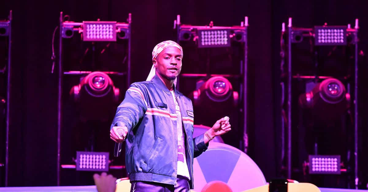 Pierre Bourne, blue jacket, headwrap, SD Desktop Wallpaper