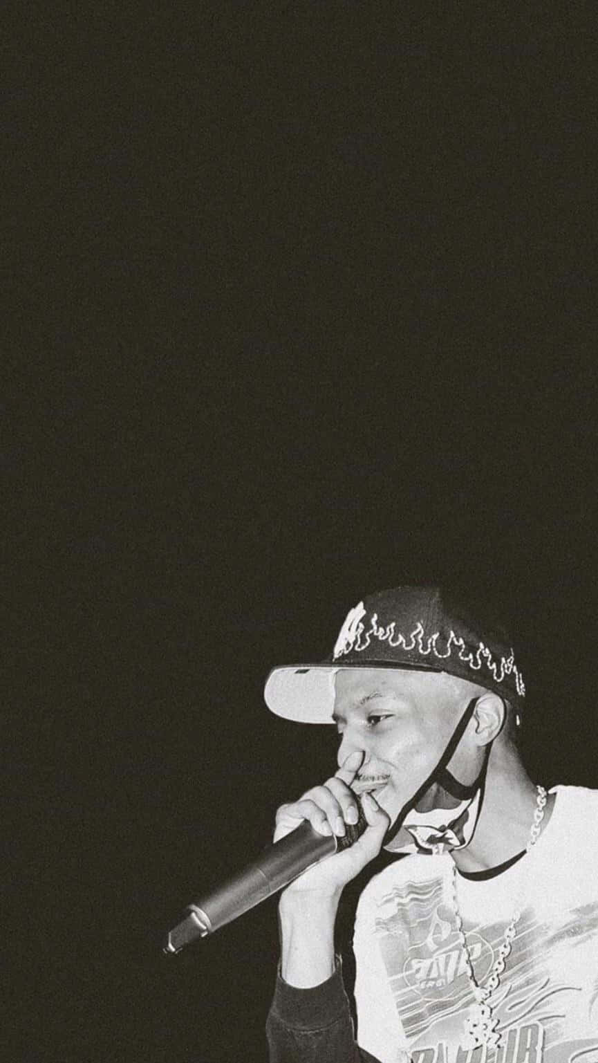 Pierre Bourne, black and white portrait, microphone, HD Phone Wallpaper