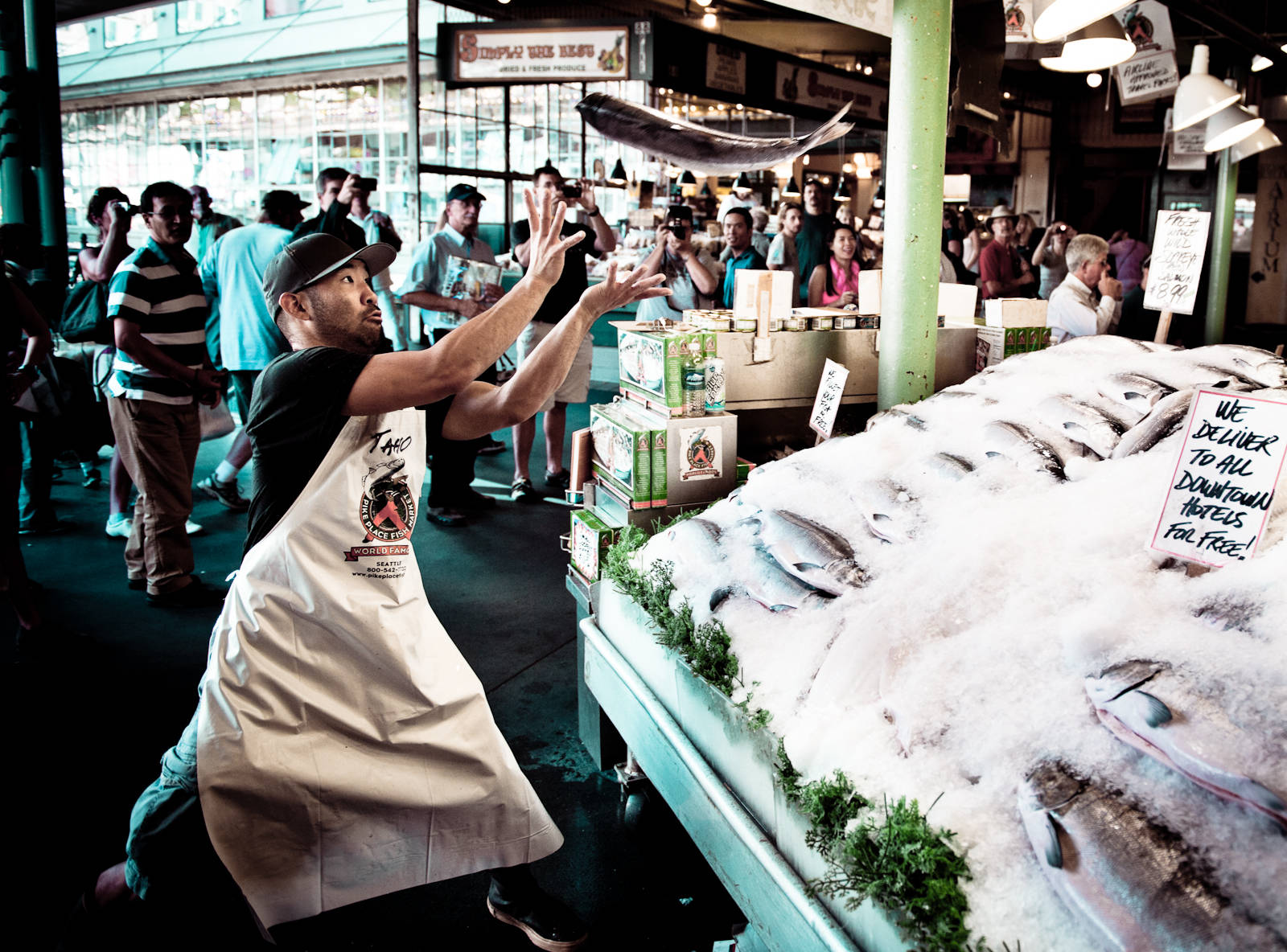 Pike Place Market, fishmonger, fish, HD Desktop Wallpaper