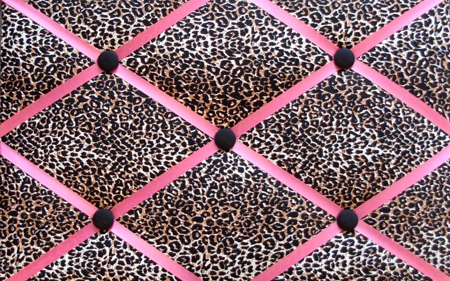 leopard print fabric, vibrant pink straps, black buttons, HD Desktop Wallpaper