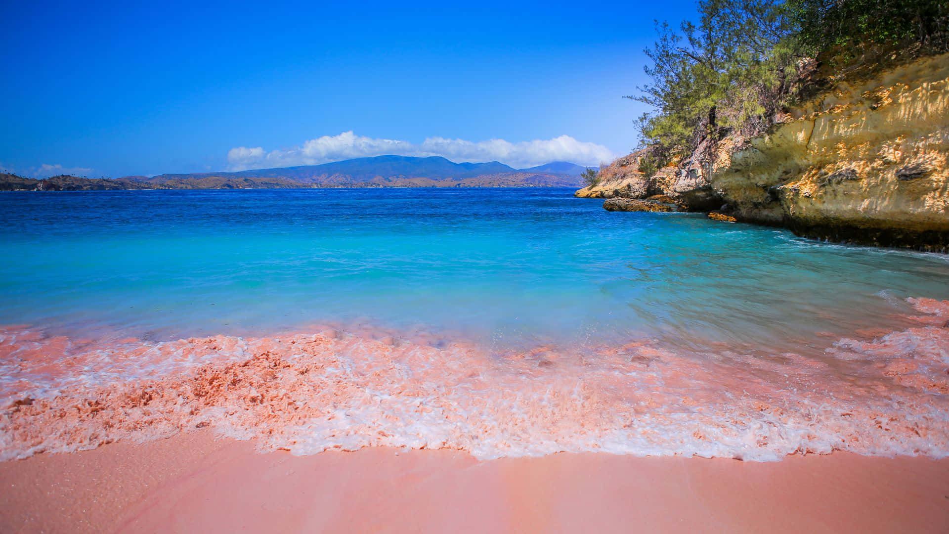 Pink Beach, turquoise waves, vibrant pink sand beach, Full HD Desktop Wallpaper
