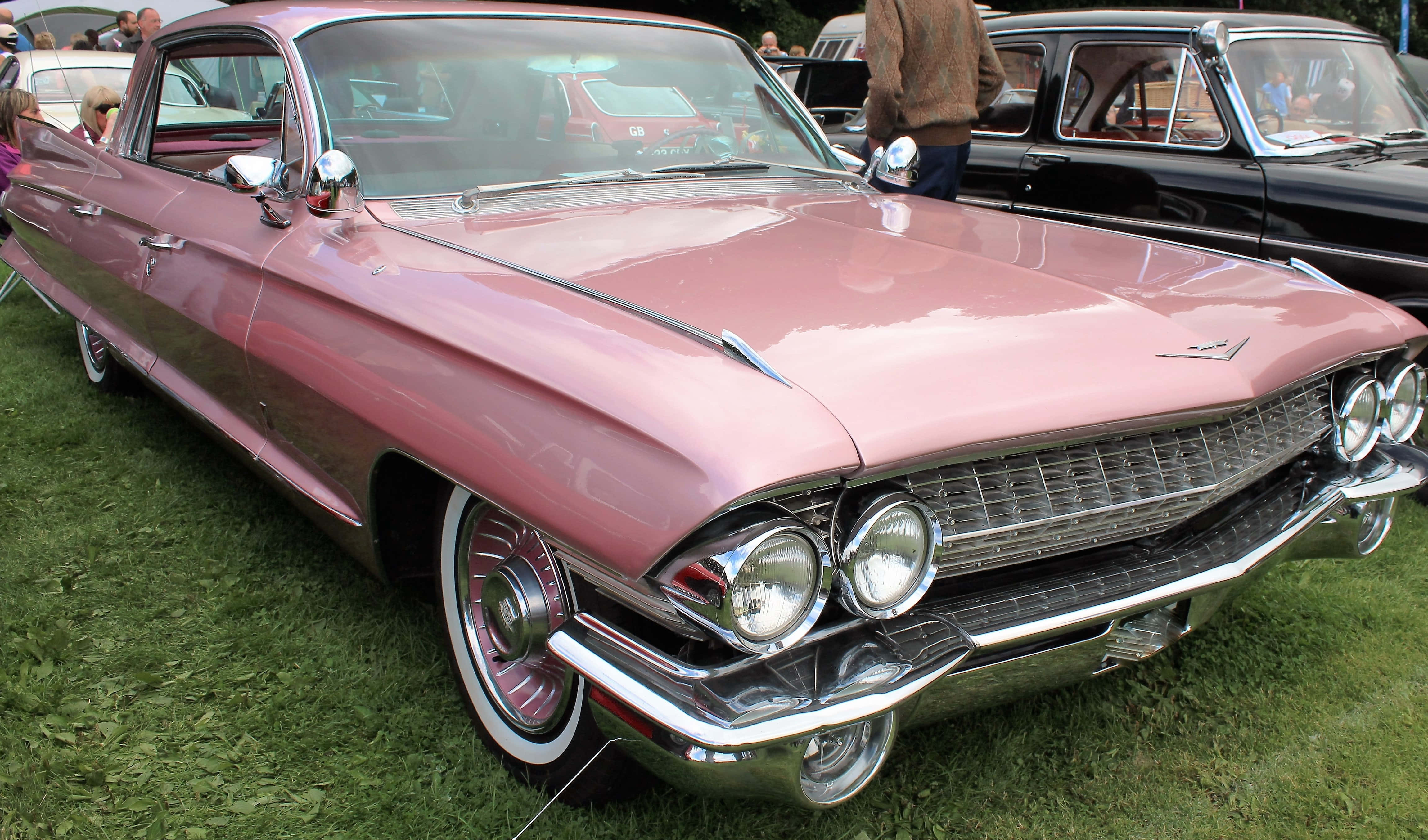 1959 Cadillac, glossy pink, chrome accents, 4K Desktop Wallpaper