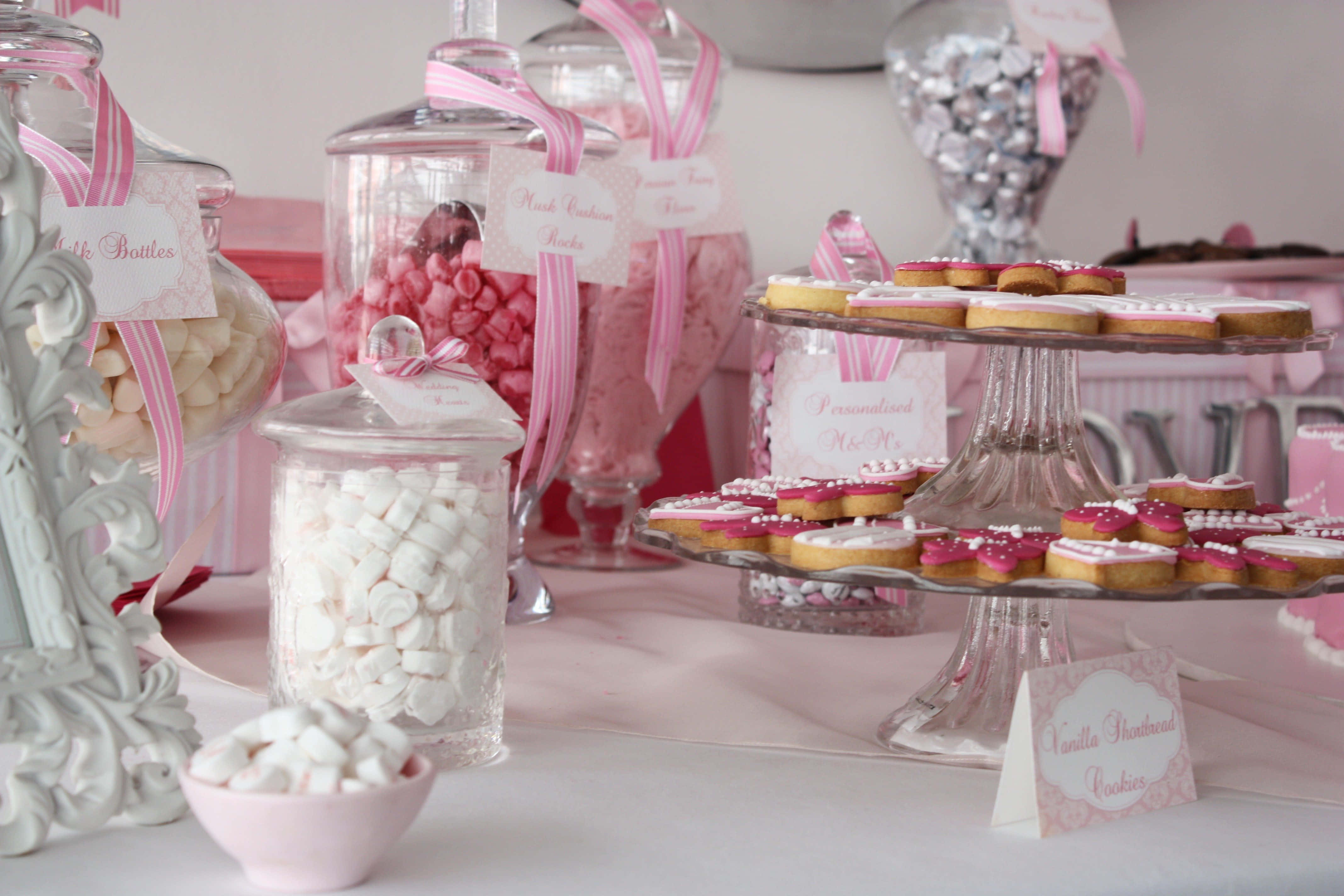 Pink Candy, glass jars, candies, 4K Desktop Wallpaper