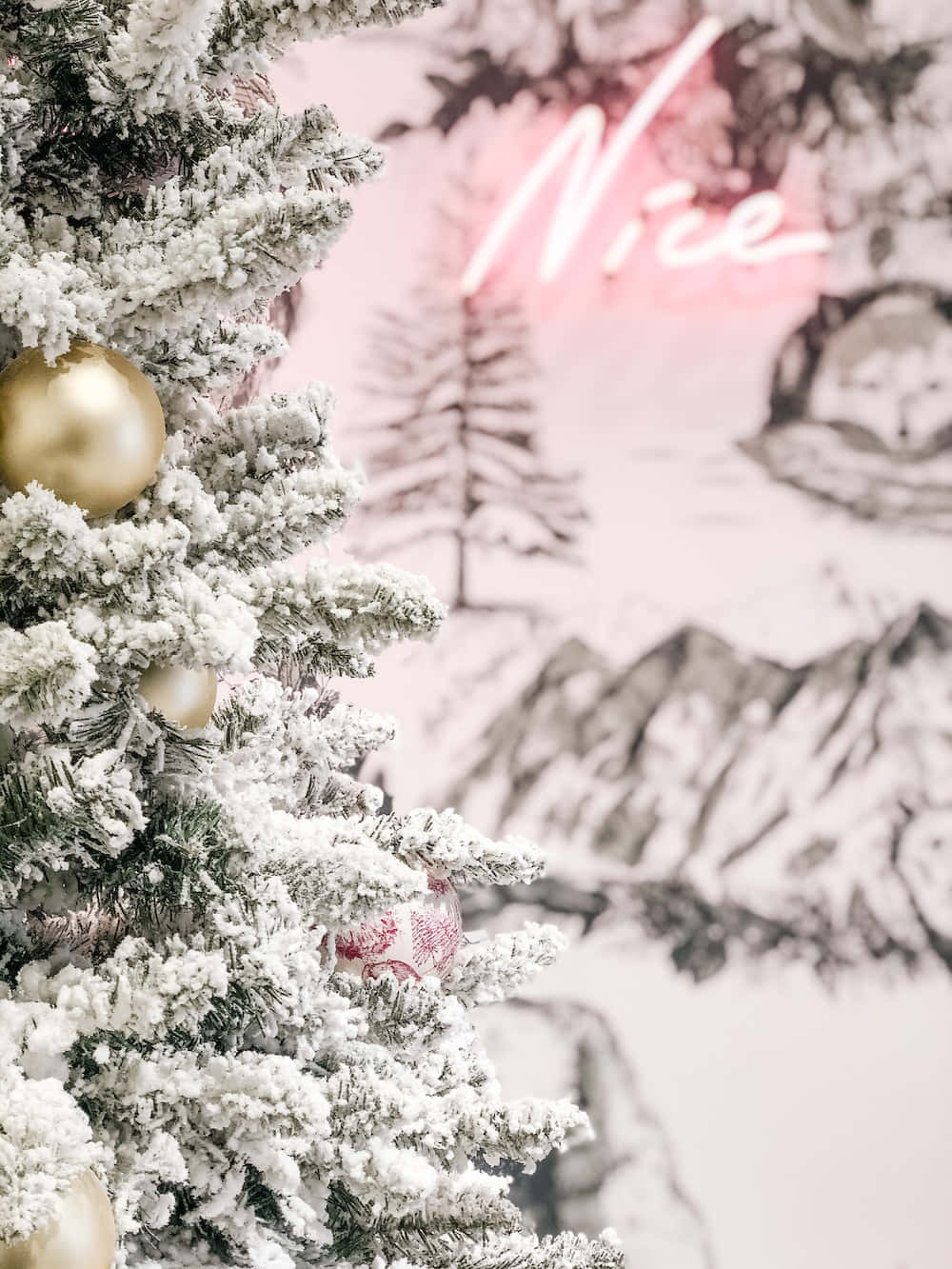 pink Christmas tree, gold ornaments, pink neon sign, HD Phone Wallpaper