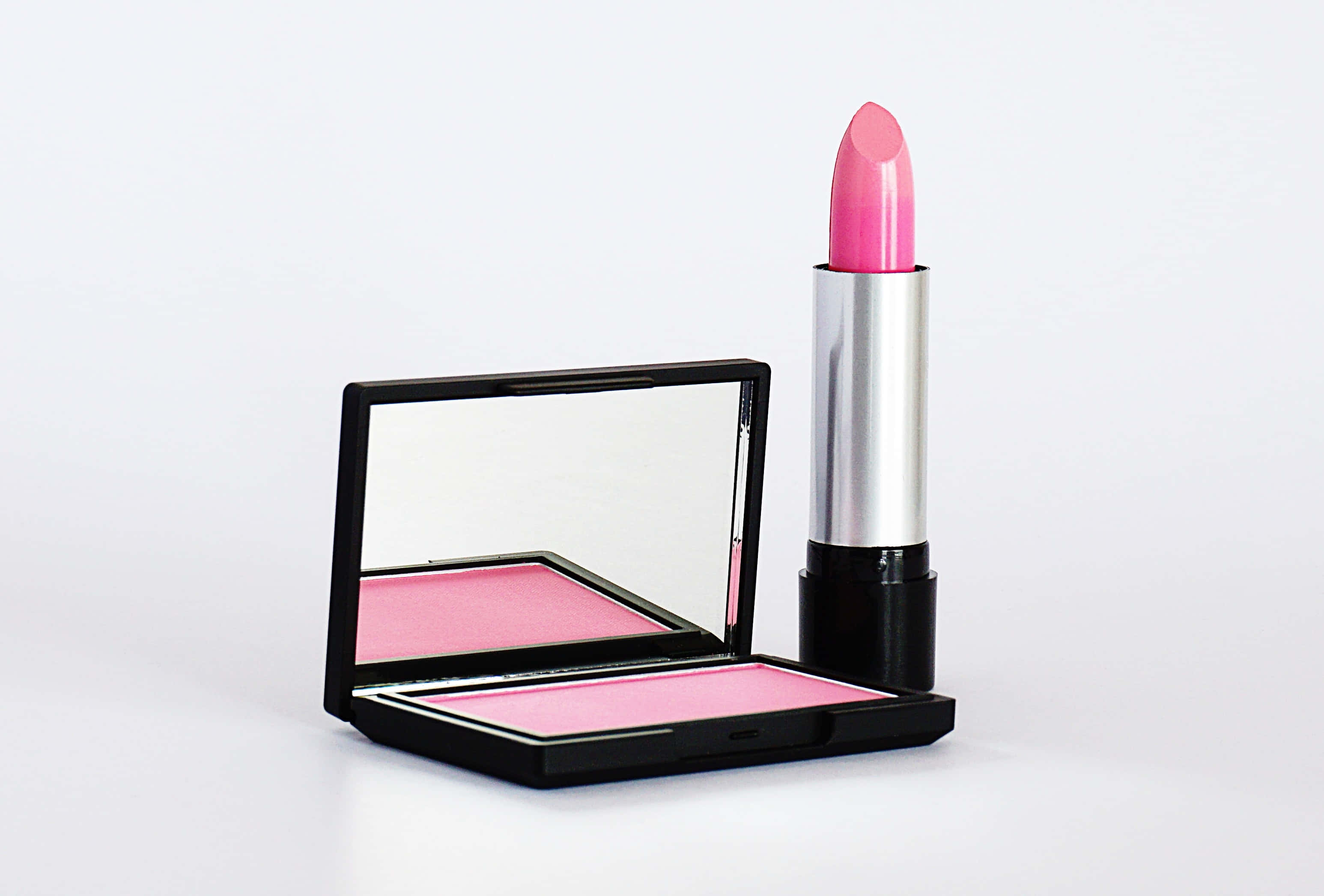 pink lipstick, black compact, matching blush, 2K Desktop Wallpaper