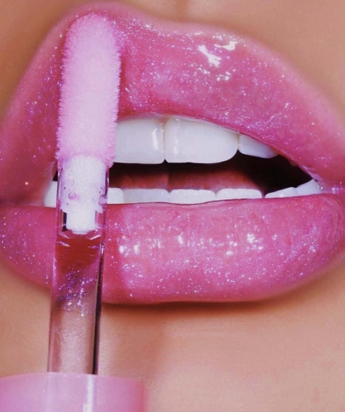 pink lipstick, glittery pink lip gloss, doe-foot applicator, HD Phone Wallpaper