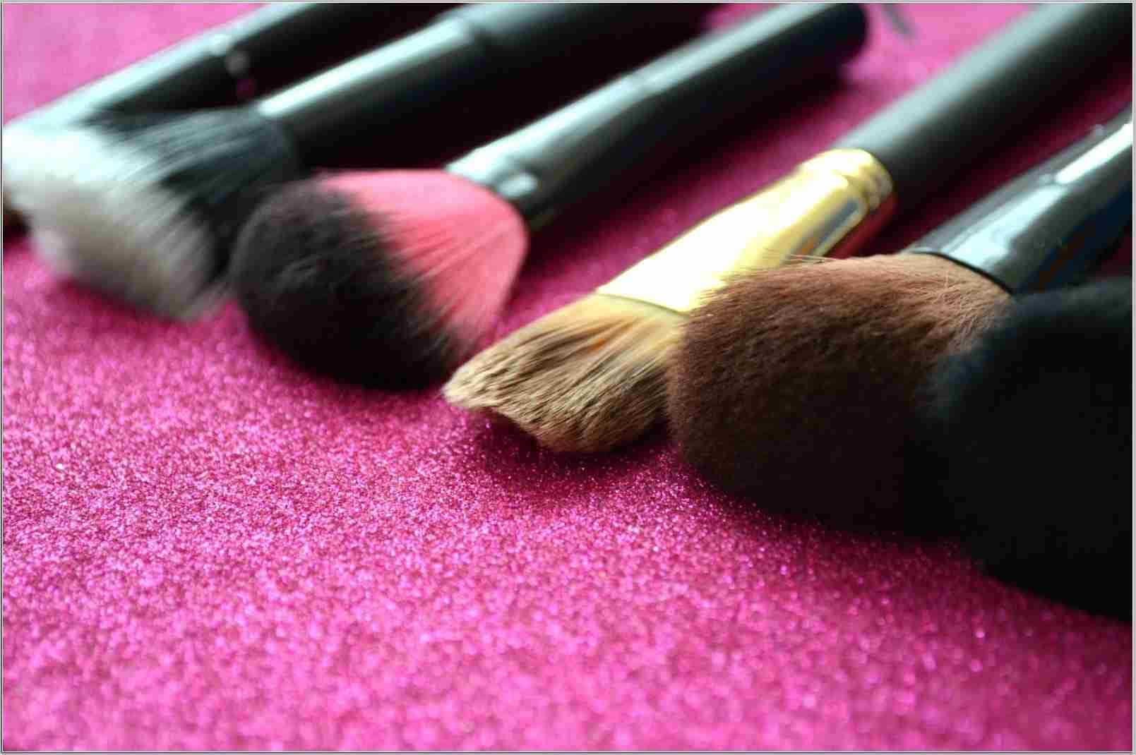 pink makeup, makeup brushes, vibrant pink, HD Desktop Wallpaper