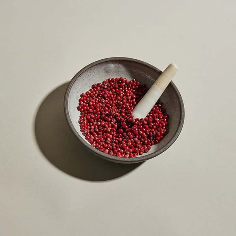 Pink Peppercorn, ceramic bowl, vibrant red peppercorns, SD Desktop Wallpaper