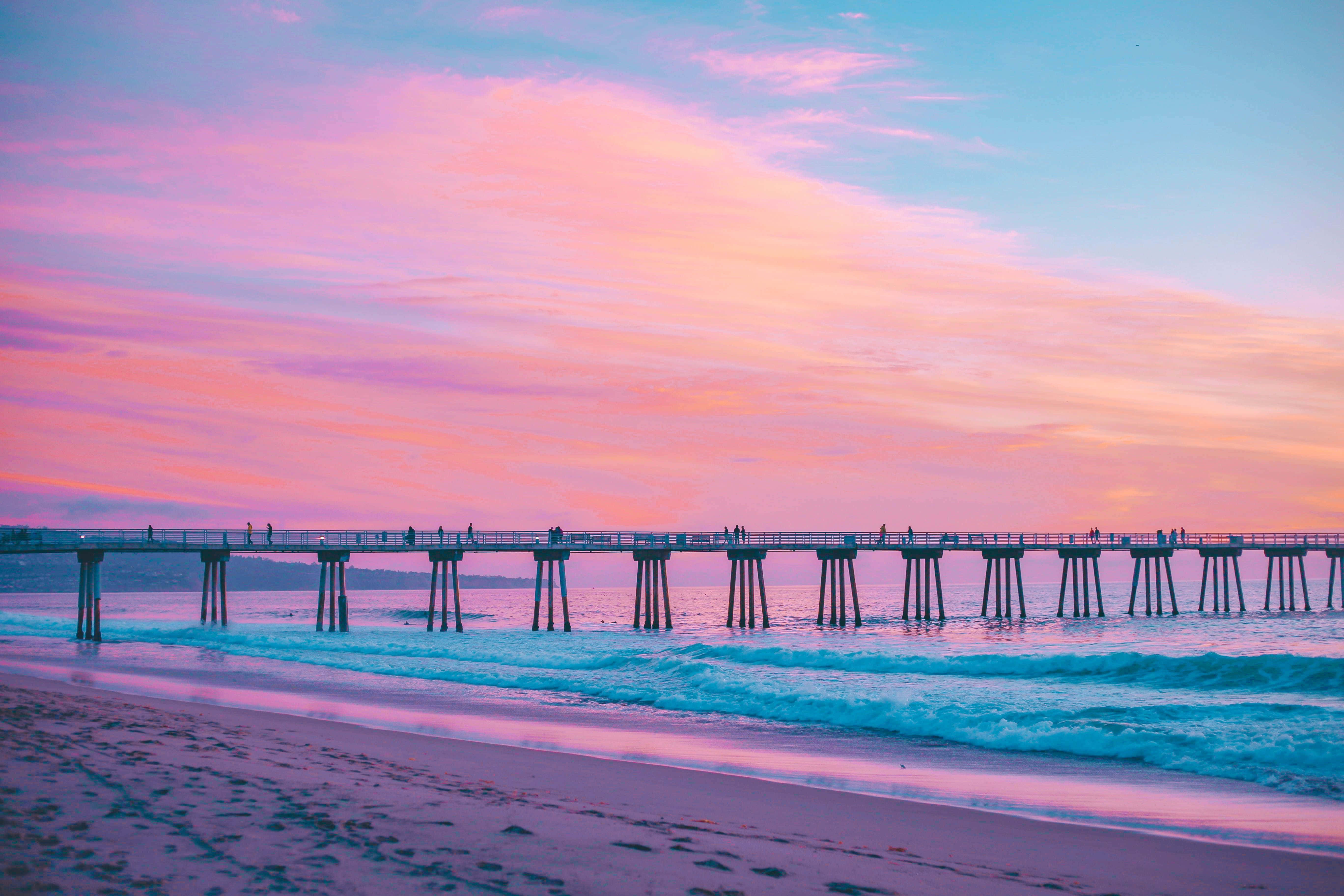 Pink Sand Beach, wooden pier, ocean, 5K Desktop Wallpaper