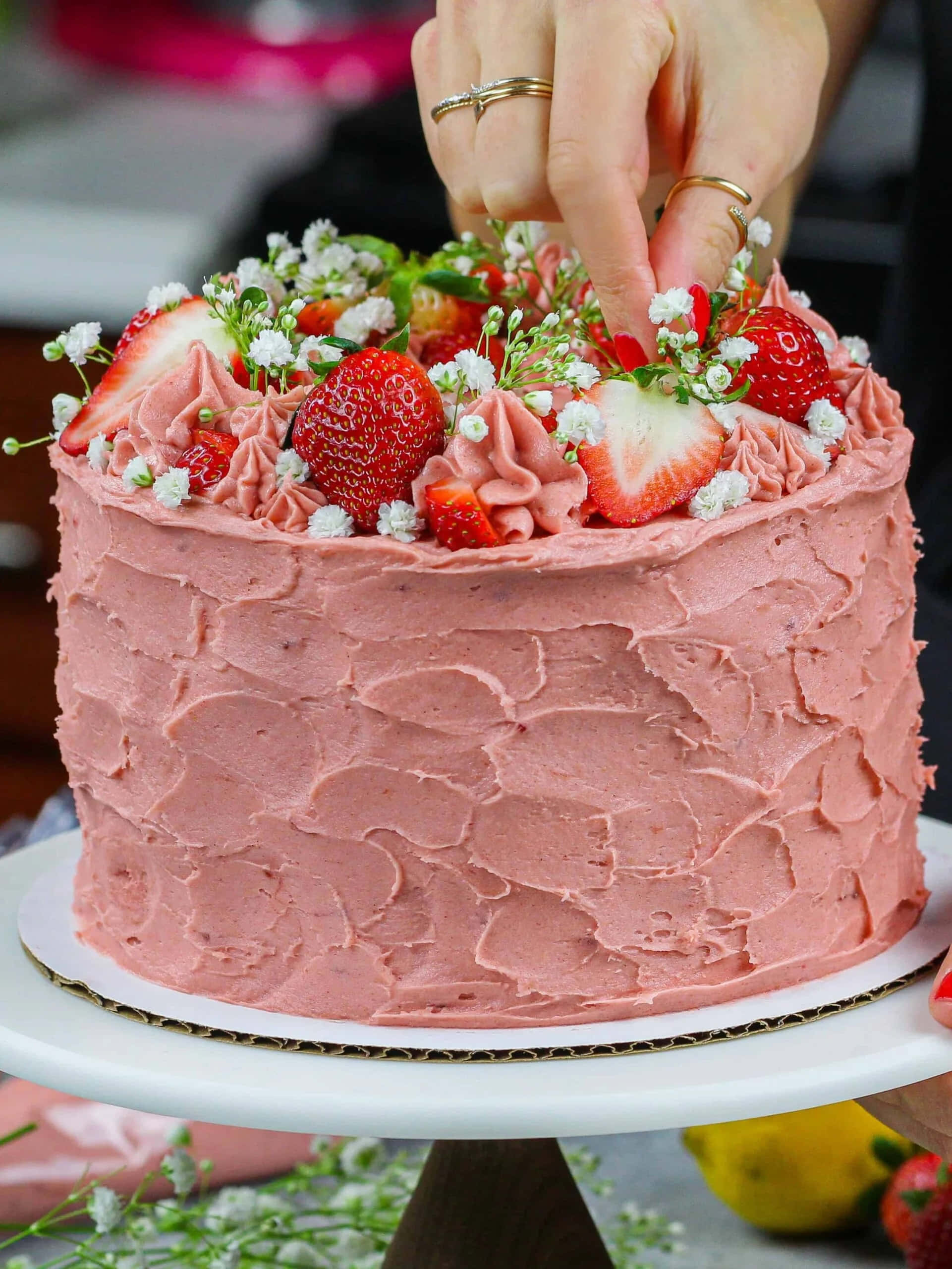 Pink Strawberry Cake Decoration, fresh strawberries, baby's breath, 2K Phone Wallpaper