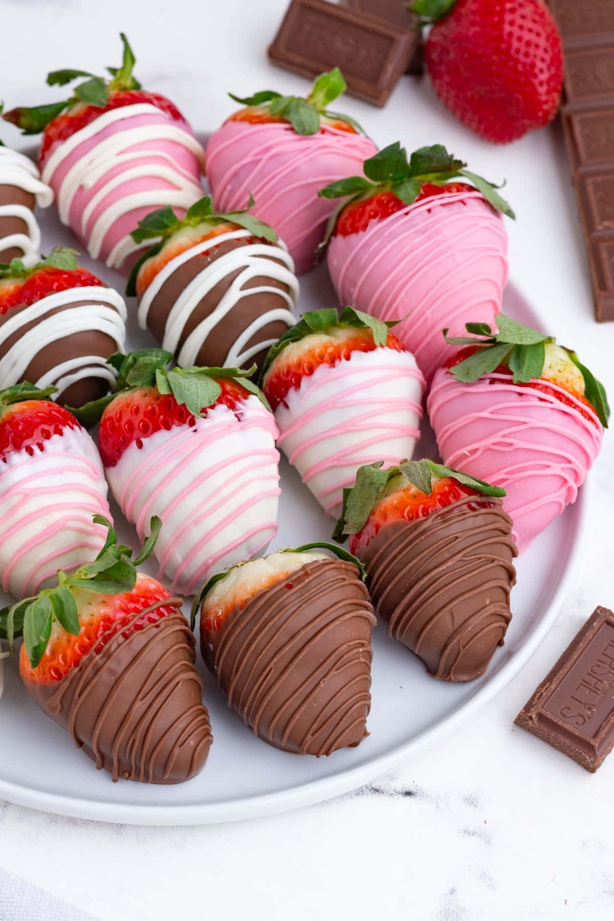 strawberries, pink chocolate, brown chocolate, HD Phone Wallpaper