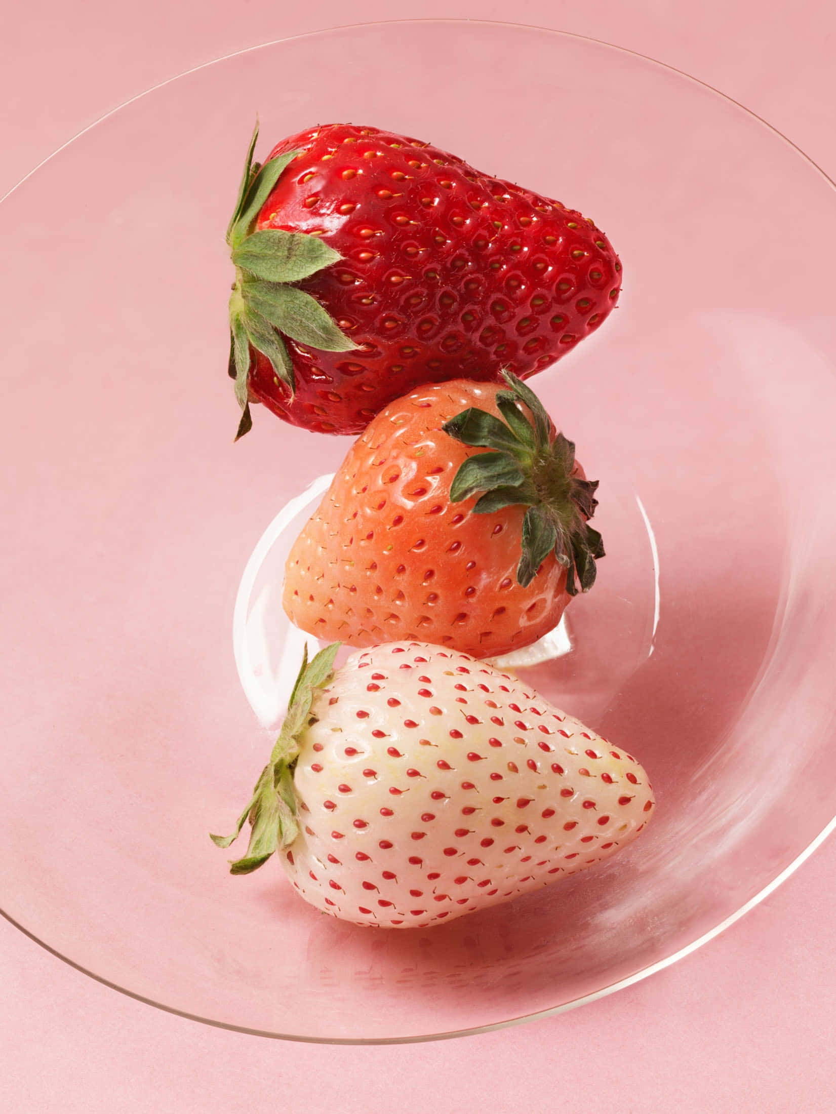 Pink Strawberry, clear glass bowl, soft pink background, Full HD Phone Wallpaper