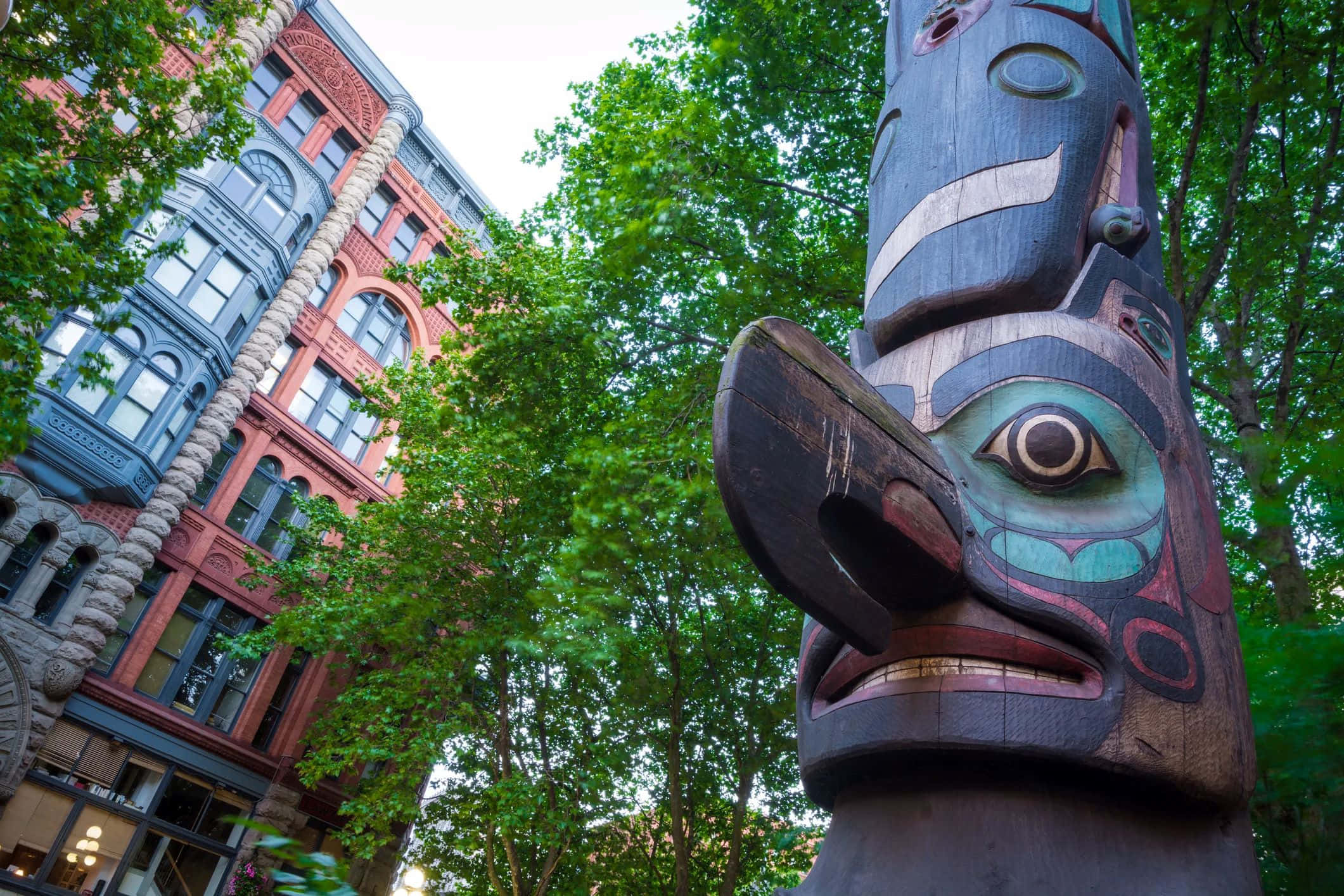 Pioneer Square, totem pole, Seattle, Full HD Desktop Wallpaper