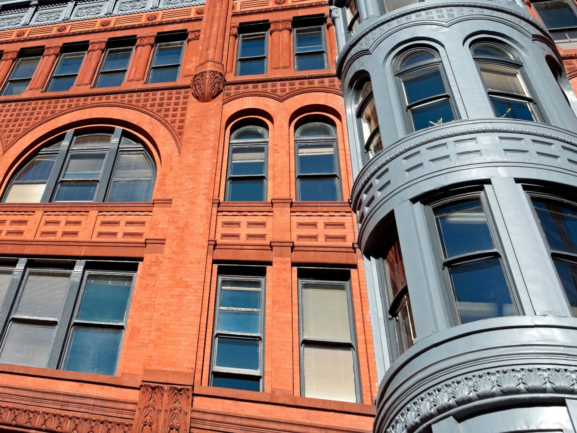 Pioneer Square Seattle, red brick building, ornate detailing, Full HD Desktop Wallpaper