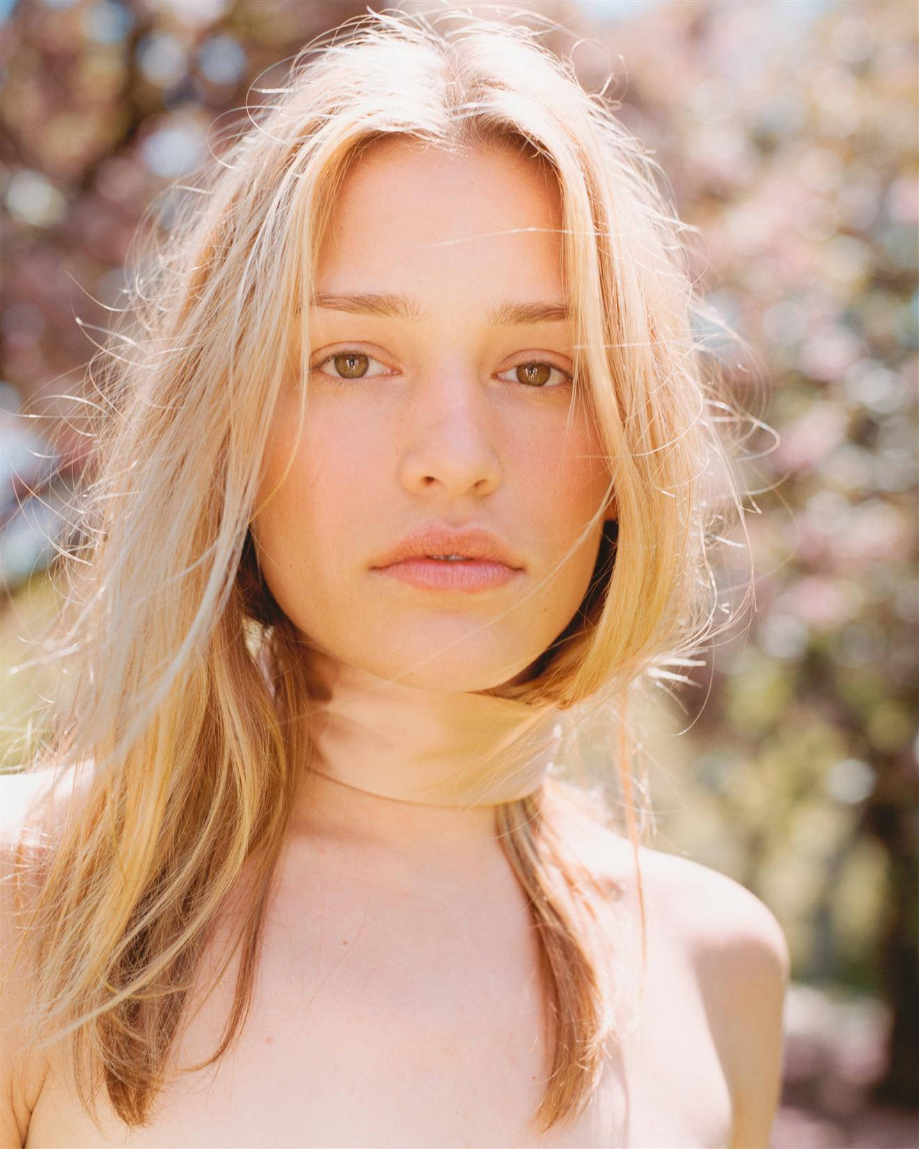Piper Perabo, red carpet look, sunlit blonde hair, HD Phone Wallpaper