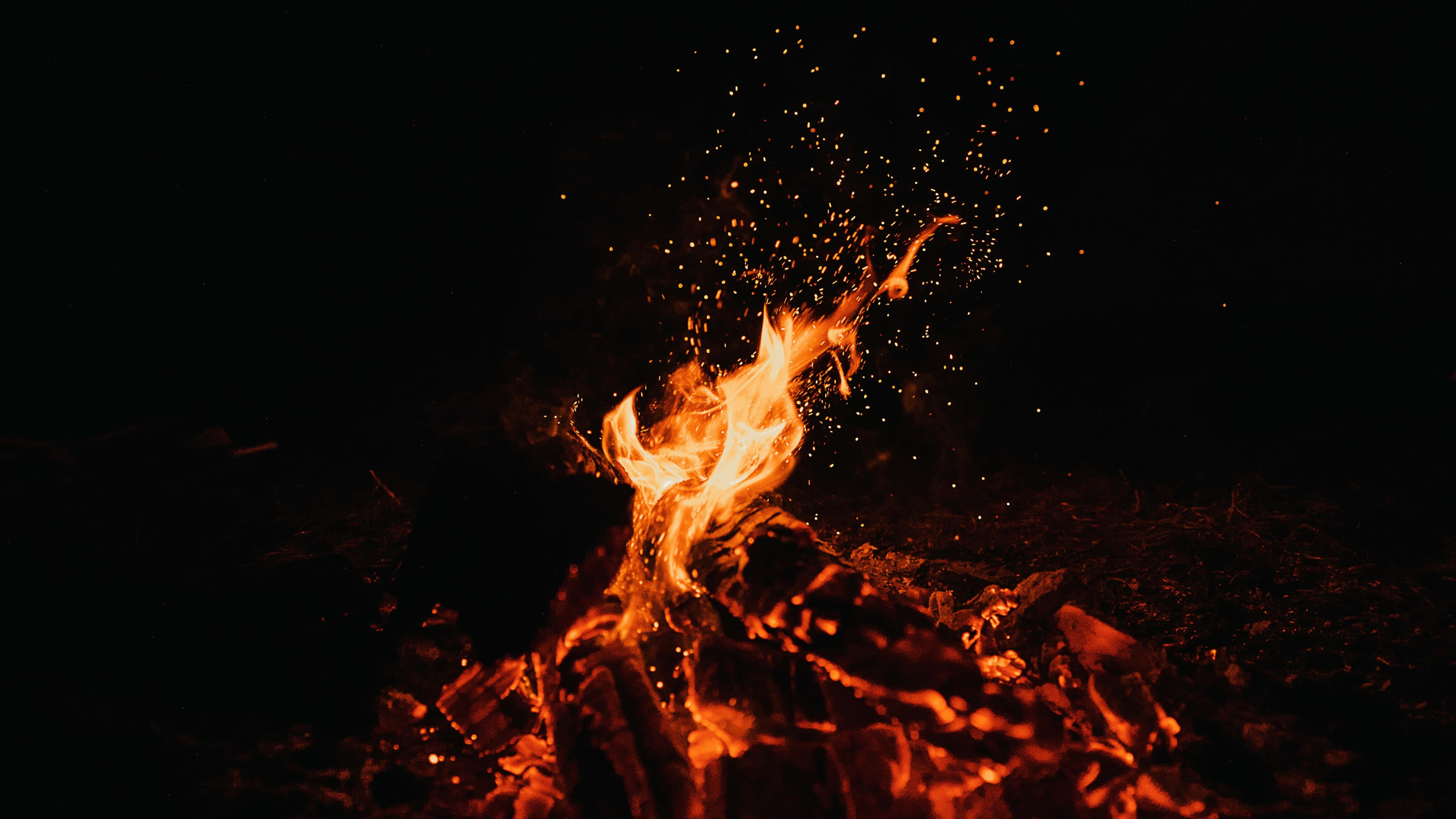 campfire, orange flames, glowing embers, 8K Desktop Wallpaper