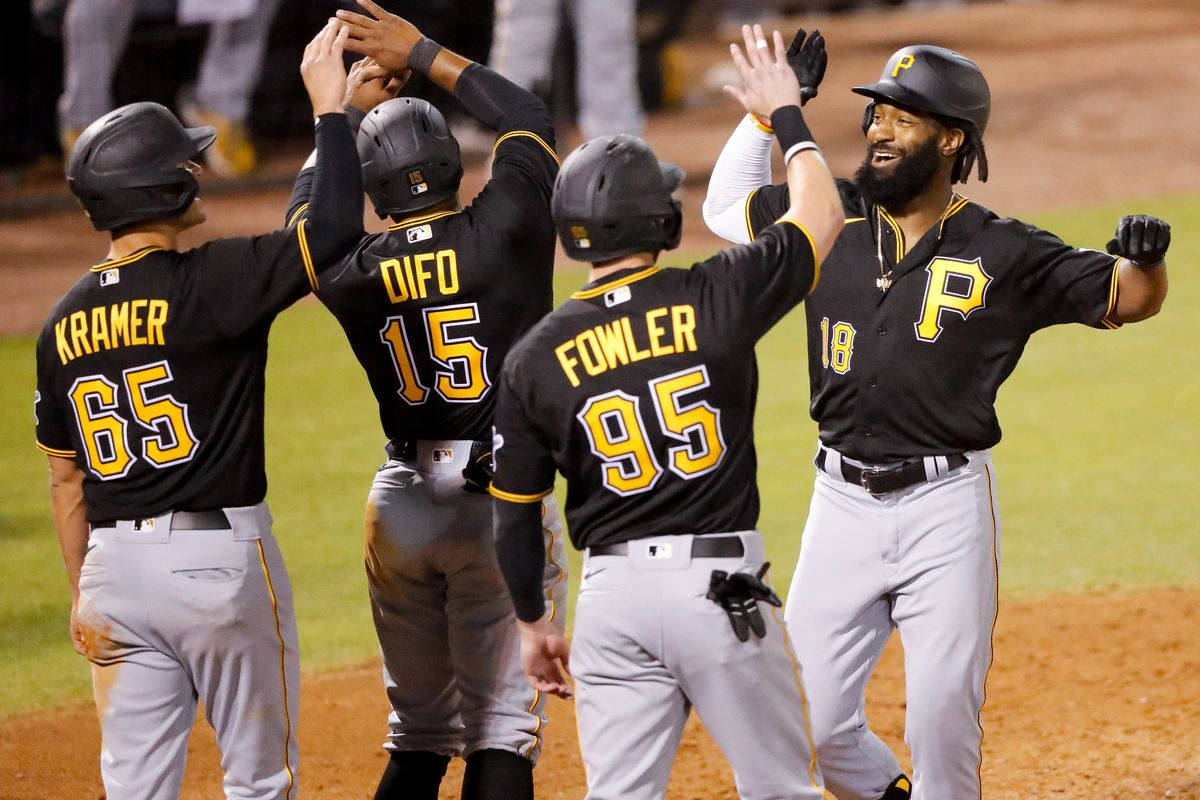 Pittsburgh Pirates, black uniform, gold uniform, SD Desktop Wallpaper