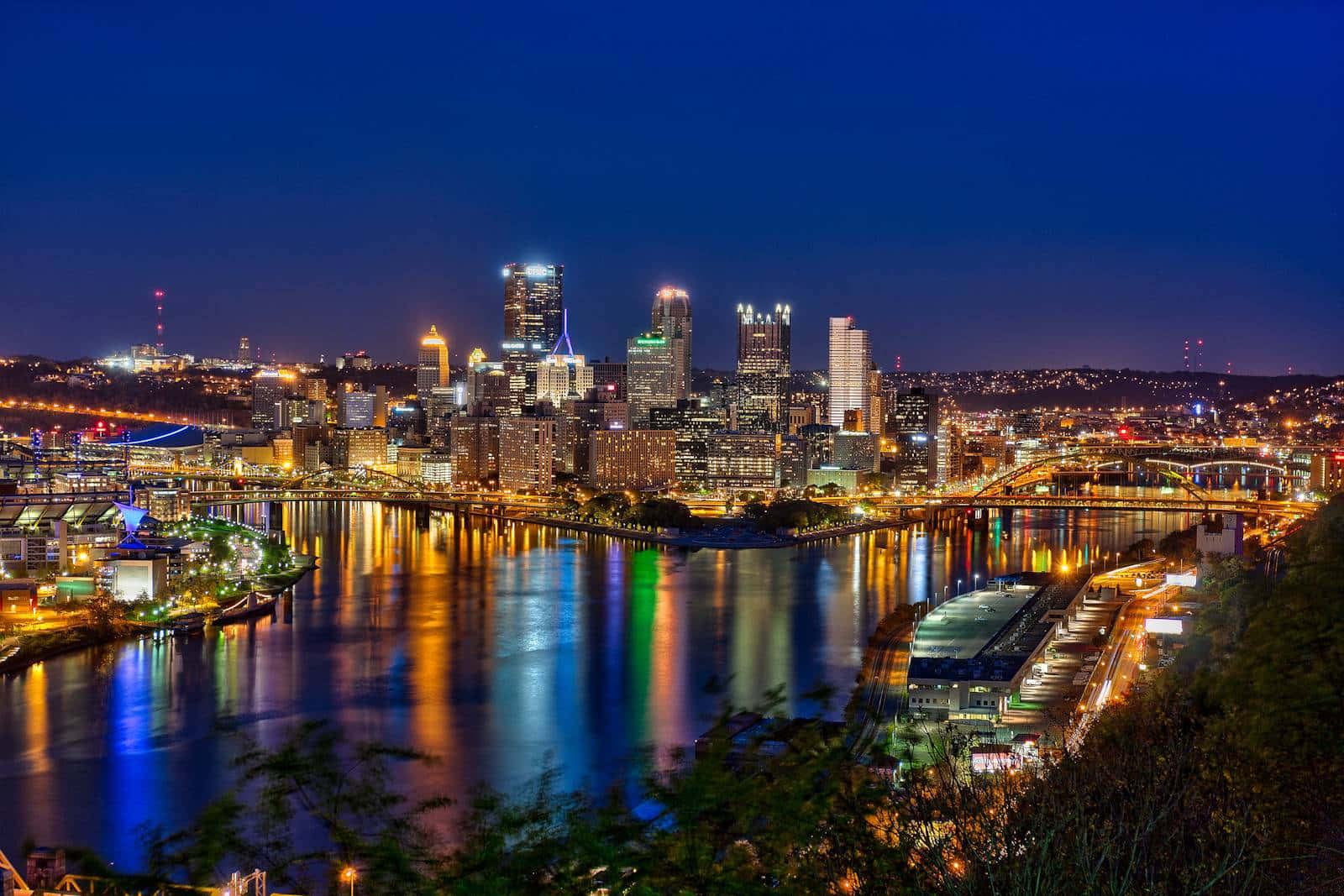 Pittsburgh Skyline, nighttime cityscape, skyscrapers, HD Desktop Wallpaper