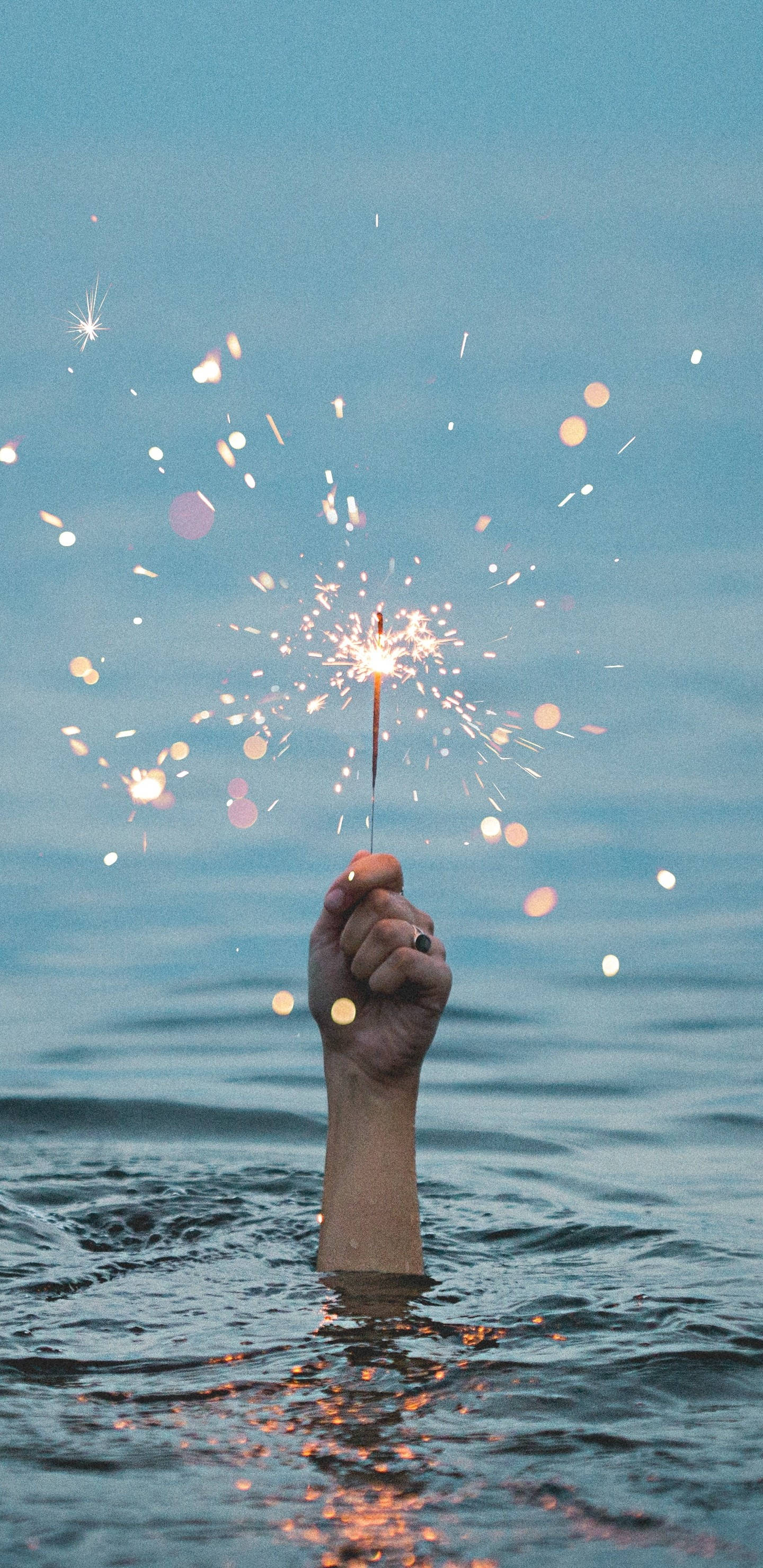 Pixel 3 XL, hand, sparkling firework, 2K Phone Wallpaper