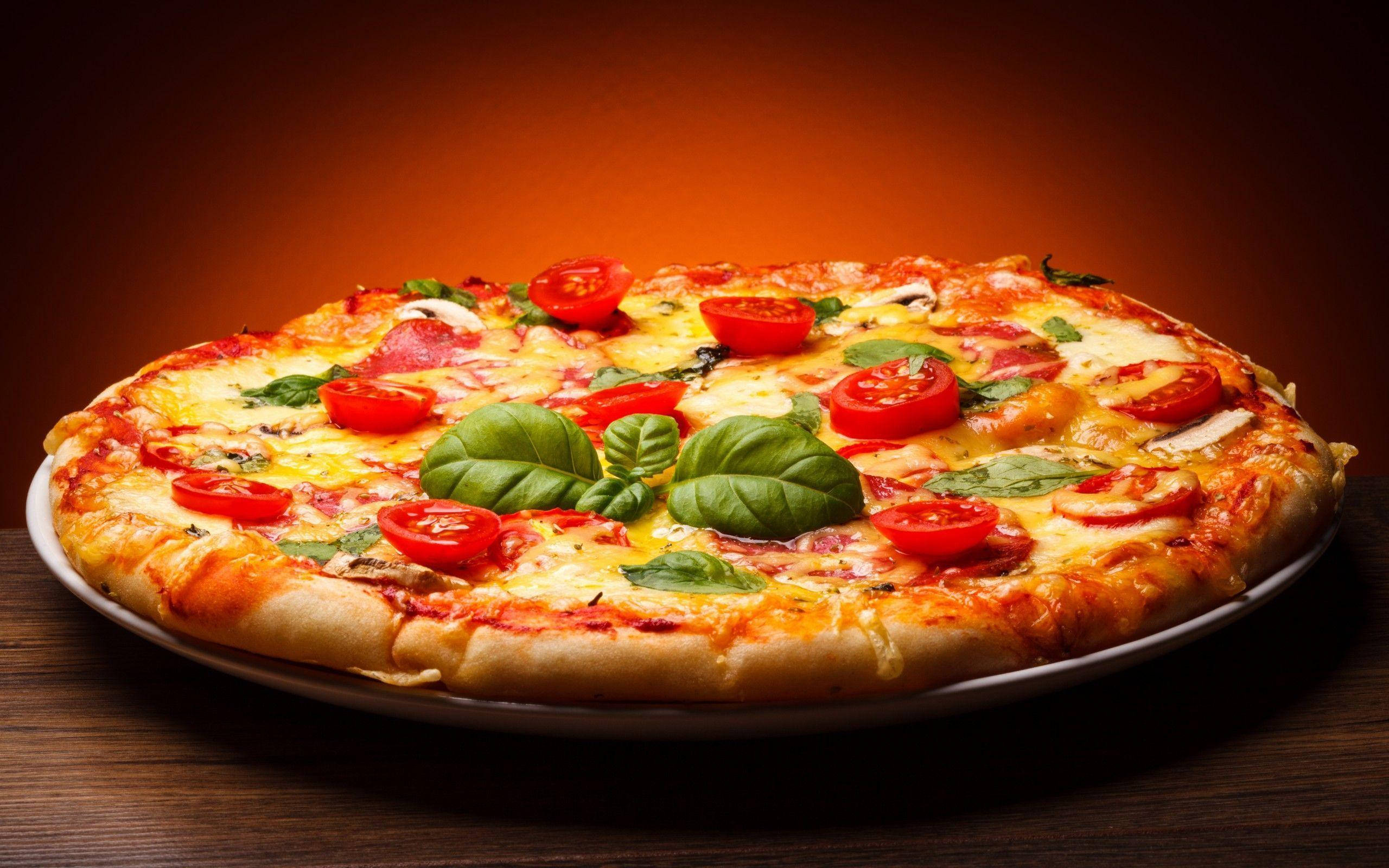 Pizza Hut, margherita pizza, tomato slices, 2K Desktop Wallpaper