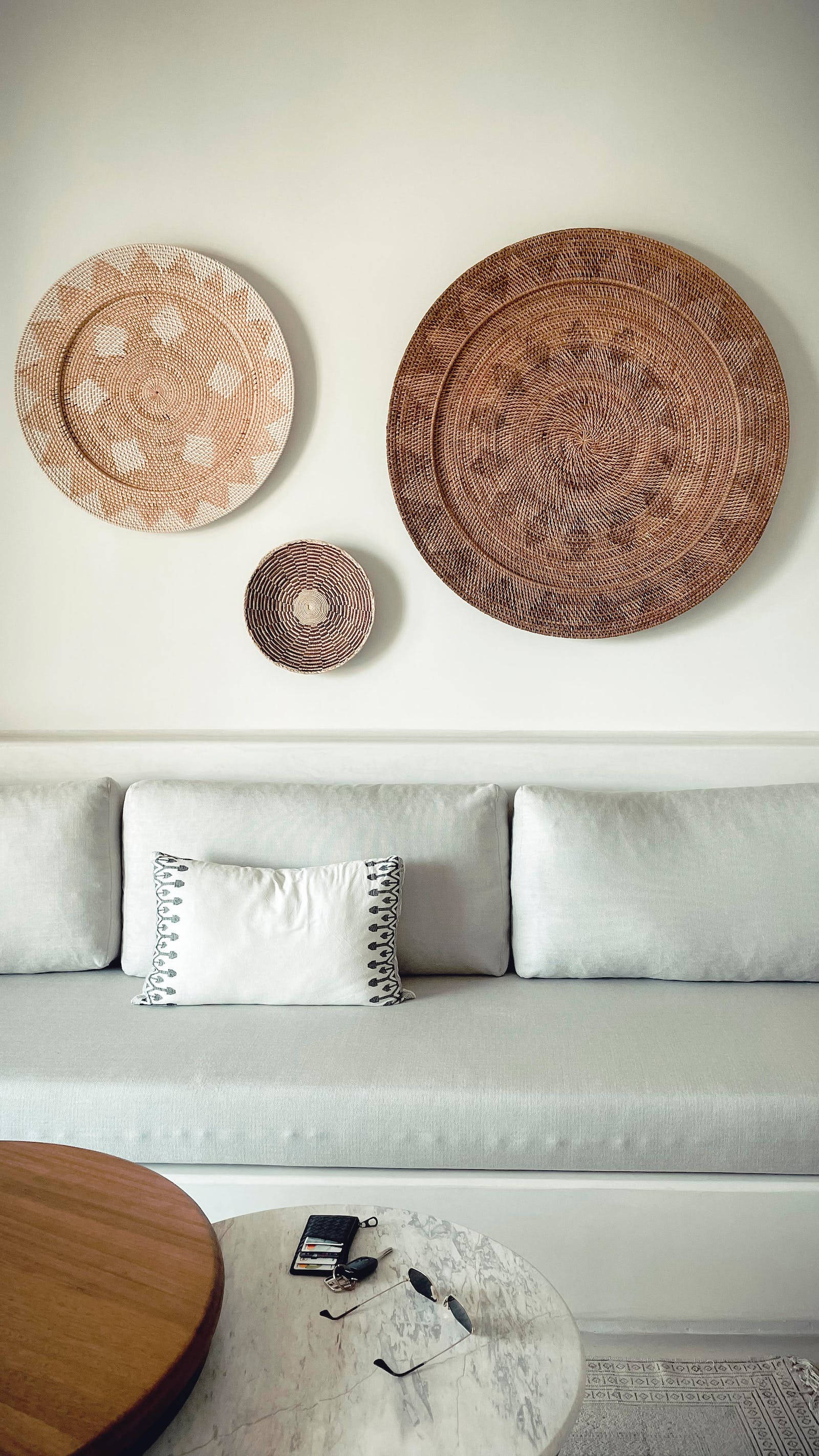 Plain Grey, light gray sofa, woven wall baskets, 2K Phone Wallpaper