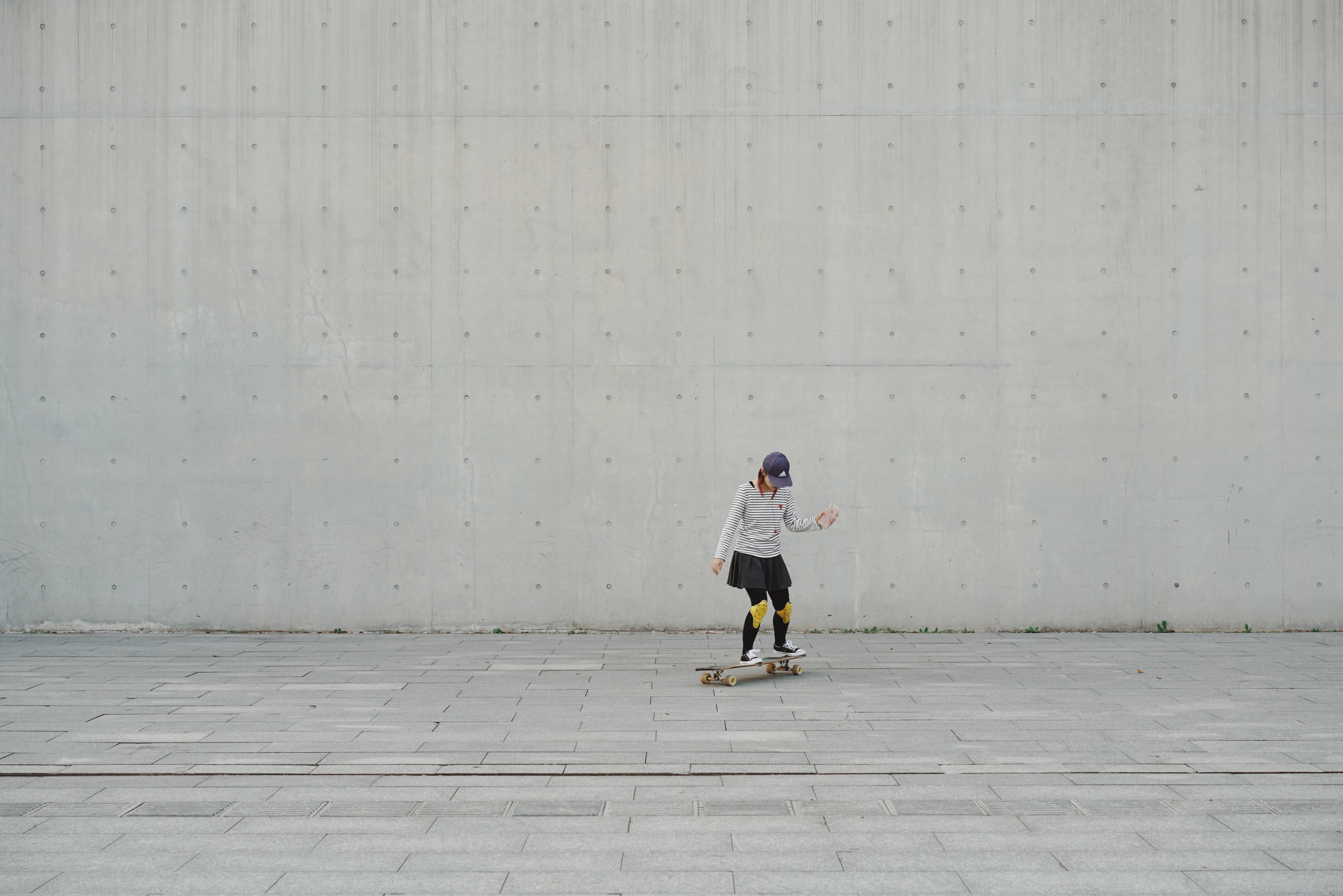 Plain Grey, striped hoodie, cap, 5K Desktop Wallpaper