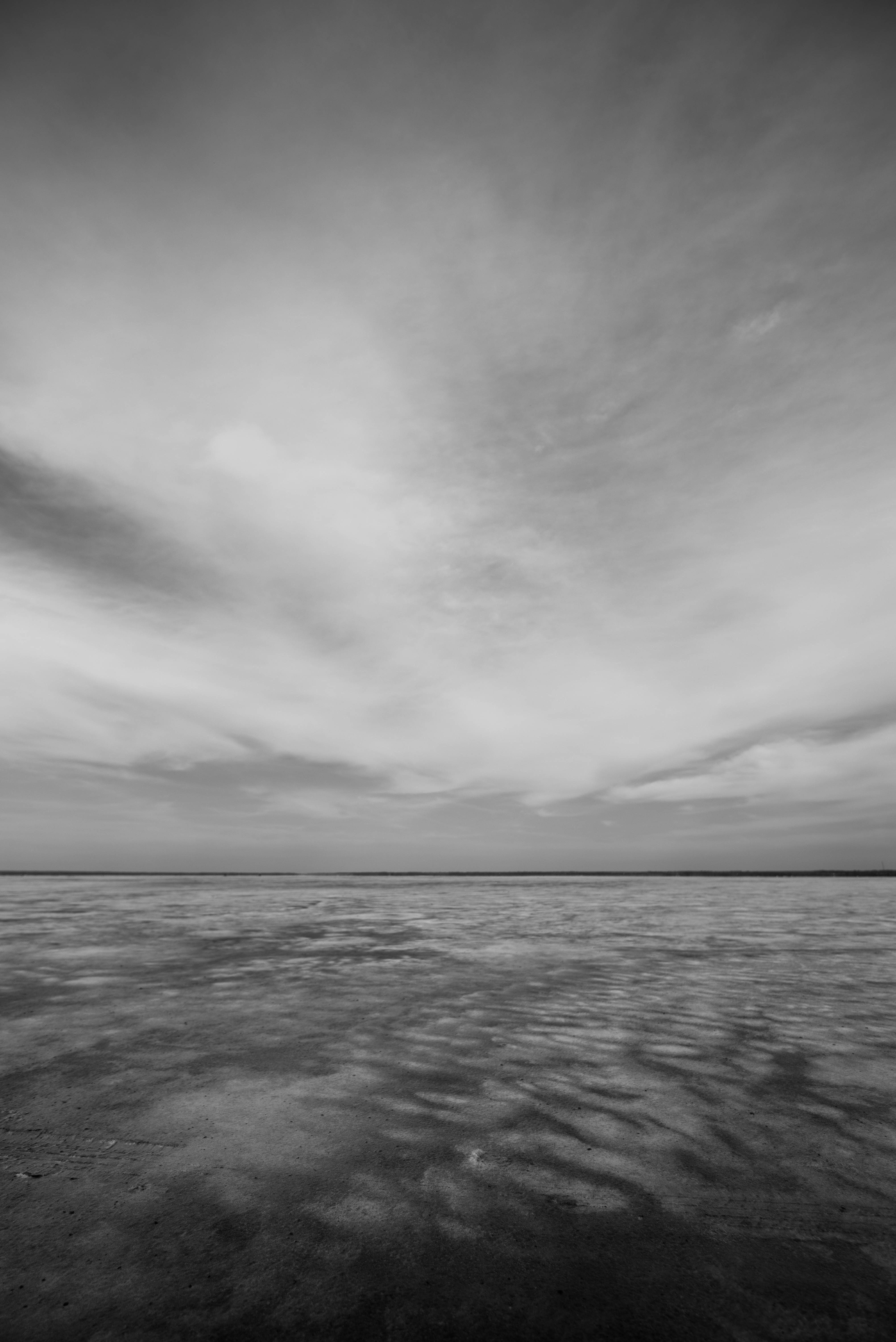 barren landscape, monochrome, wet sand, 5K Phone Wallpaper