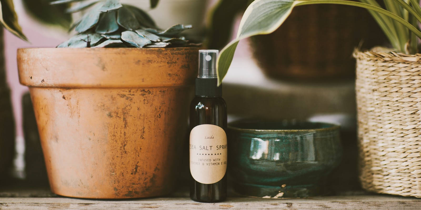 salt spray, terracotta pot, woven basket, HD Desktop Wallpaper