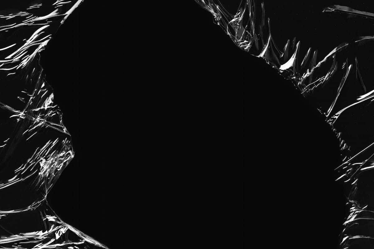 black plastic, cracked plastic film, sharp ridges, SD Desktop Wallpaper