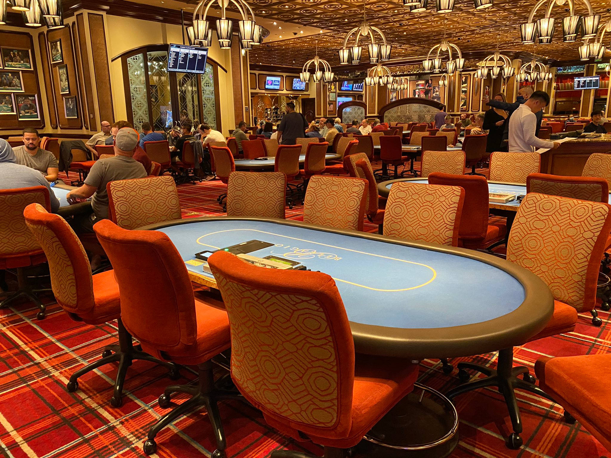 casino poker room, blue felt tables, ornate chandeliers, Full HD Desktop Wallpaper