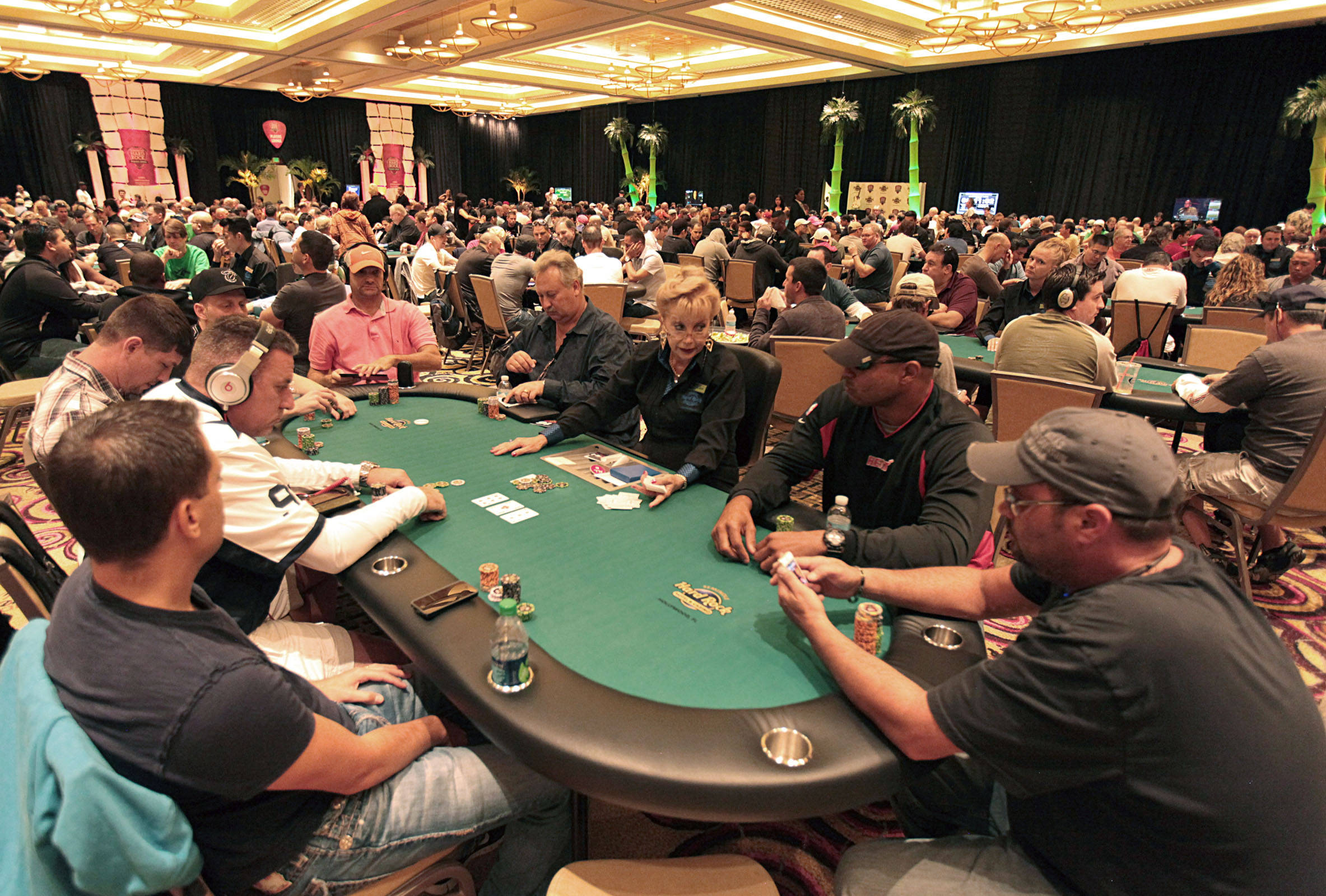 poker table, green felt tables, casino poker room, Full HD Desktop Wallpaper