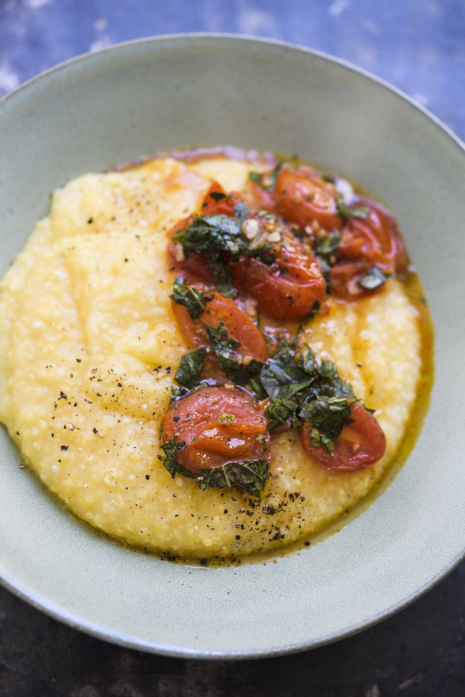 shrimp and grits, creamy yellow polenta, roasted cherry tomatoes, Full HD Phone Wallpaper