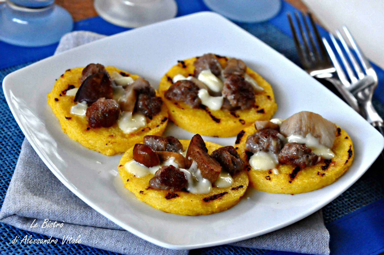 Polenta Cake Appetizers, grilled polenta discs, seared meat, HD Desktop Wallpaper