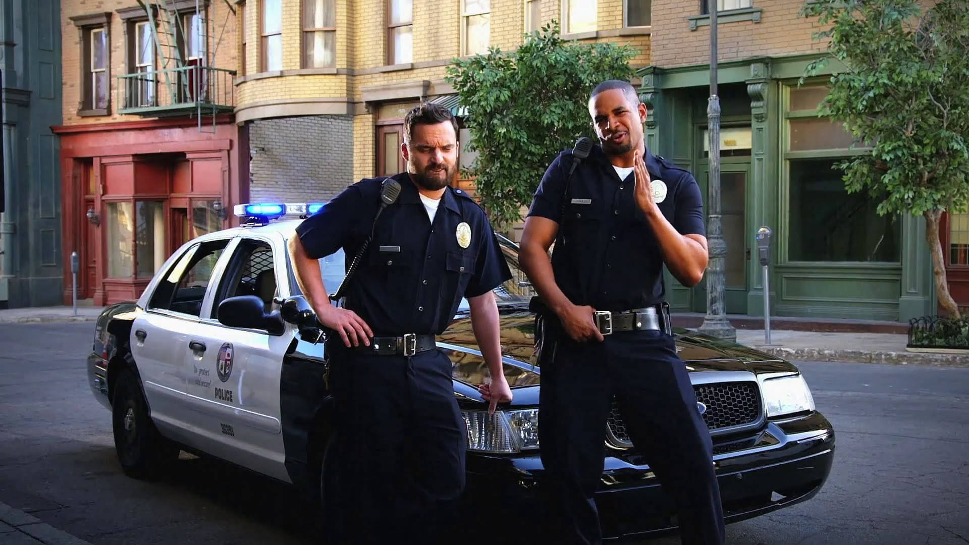 Police Officer, police car, sunlit urban street, Full HD Desktop Wallpaper