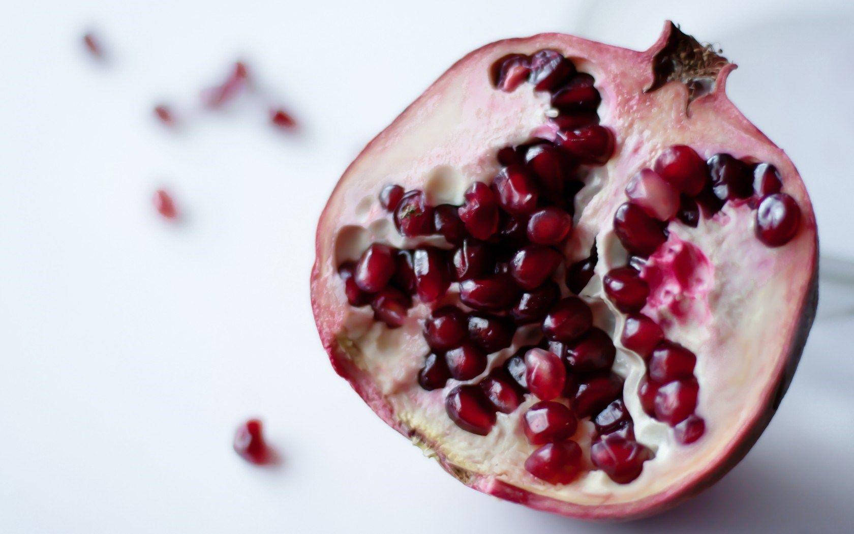 pomegranate, ruby seeds, white background, HD Desktop Wallpaper