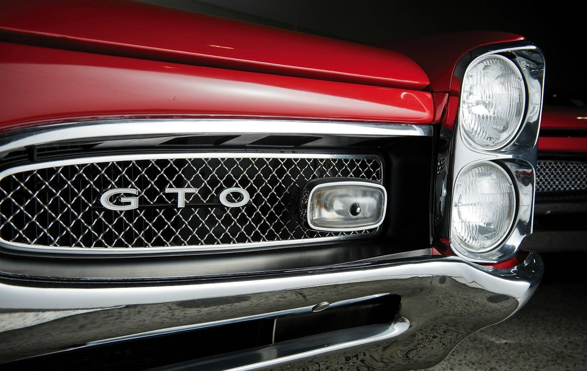 Pontiac GTO, red, gleaming chrome grille, Full HD Desktop Wallpaper