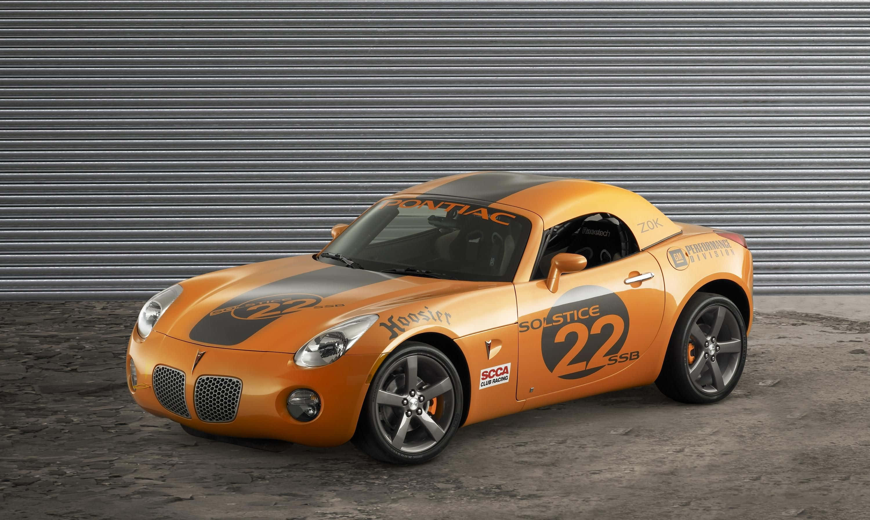 Pontiac Solstice, vibrant orange, black racing decals, 2K Desktop Wallpaper