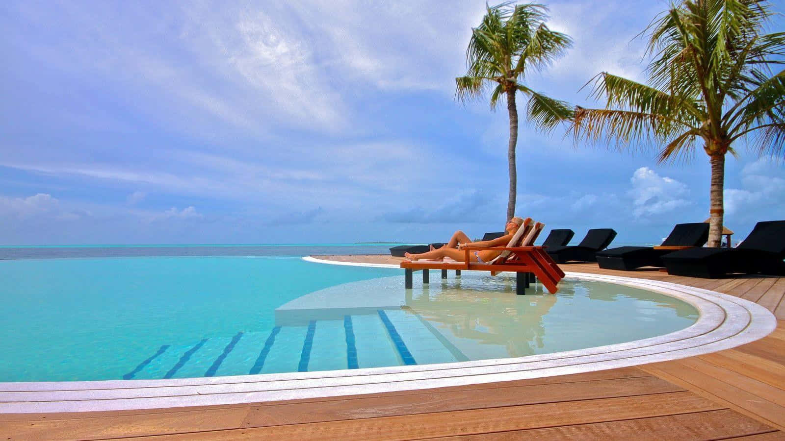 resort pool, turquoise infinity pool, ocean, HD Desktop Wallpaper