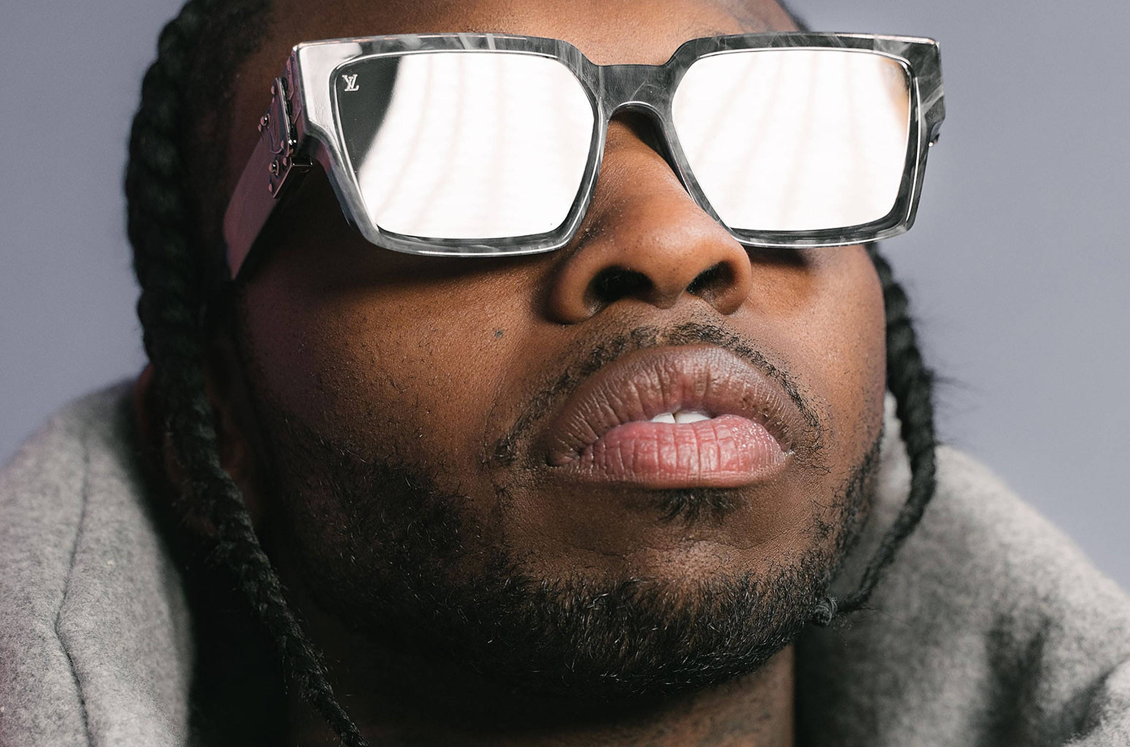 Pop Smoke, oversized reflective sunglasses, braided hair, Full HD Desktop Wallpaper