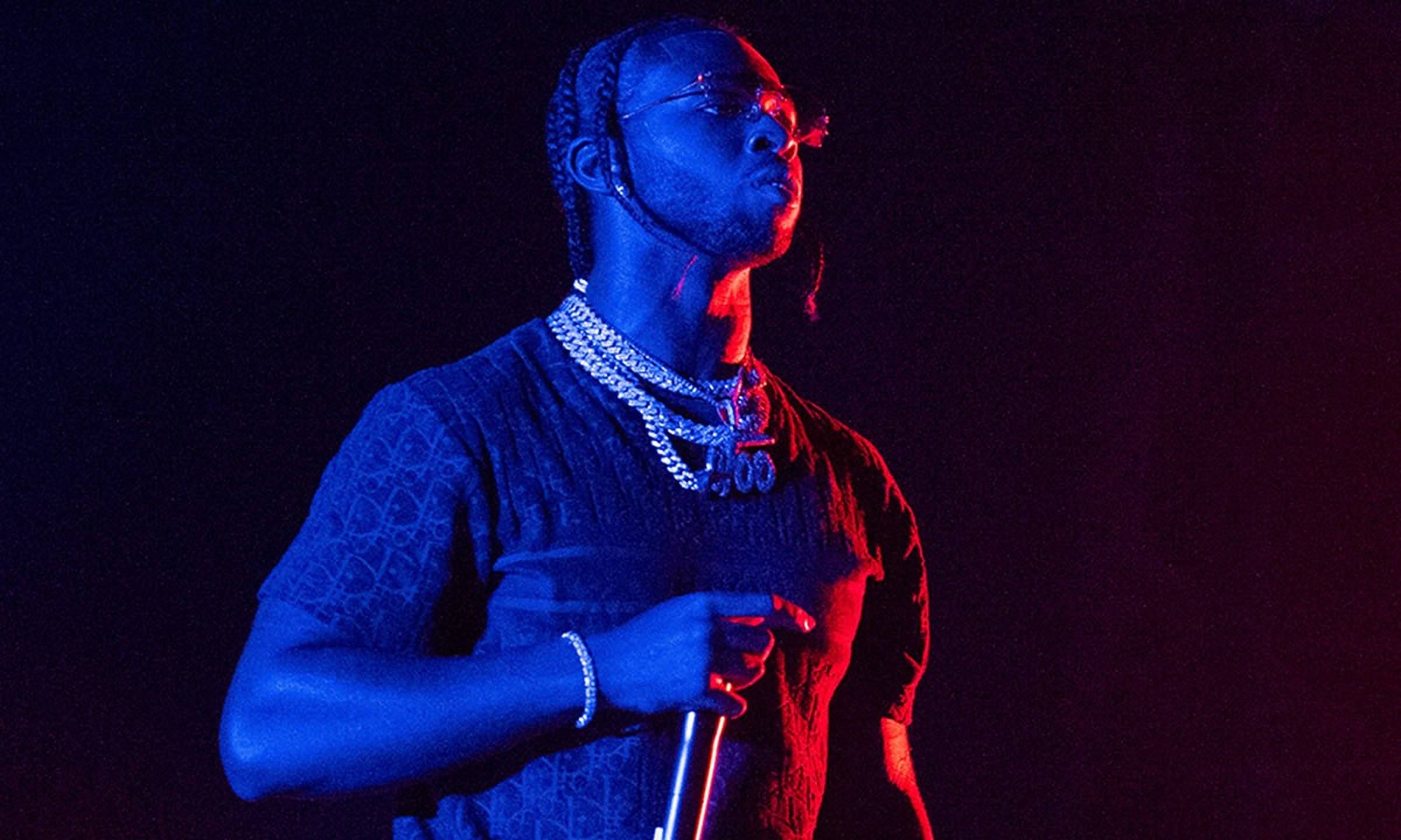 Pop Smoke, blue and red stage lights, microphone, Full HD Desktop Wallpaper