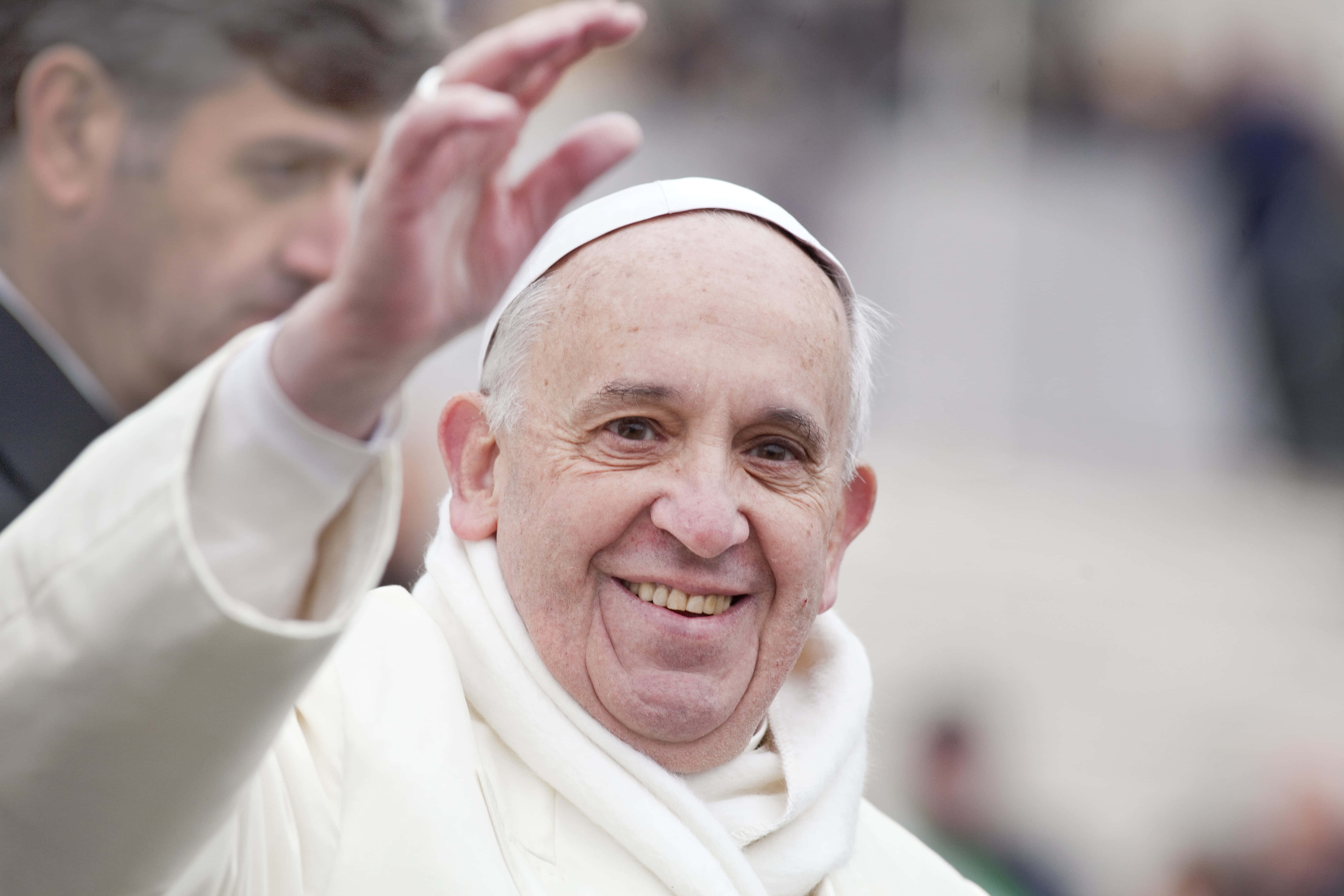 Pope Francis, crowds, bright outdoor setting, 5K Desktop Wallpaper