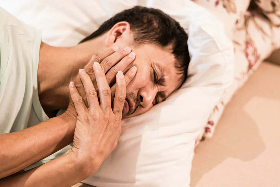 Popping Man, lying down, bed, SD Desktop Wallpaper