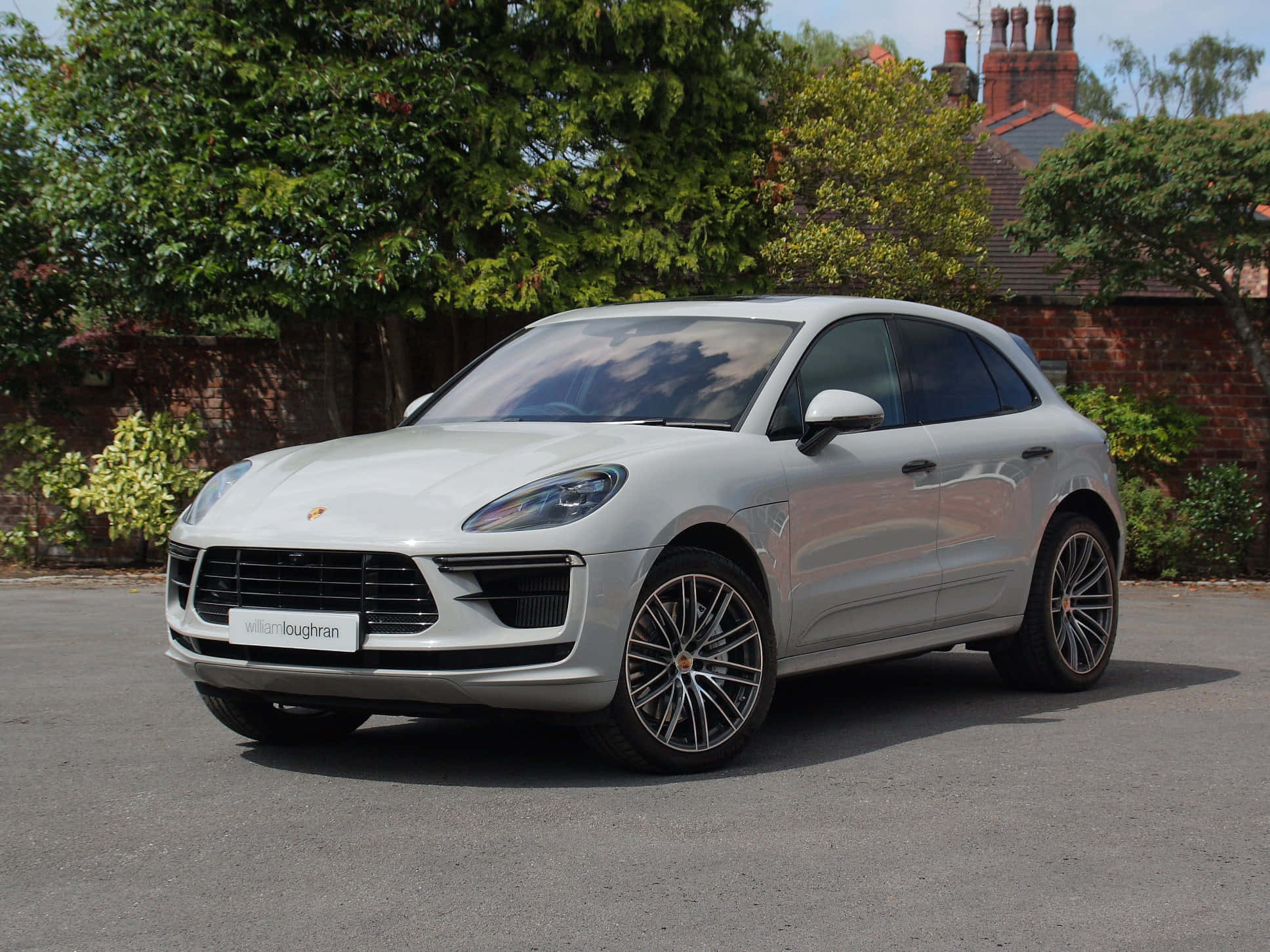 Porsche Macan, silver, asphalt, Full HD Desktop Wallpaper