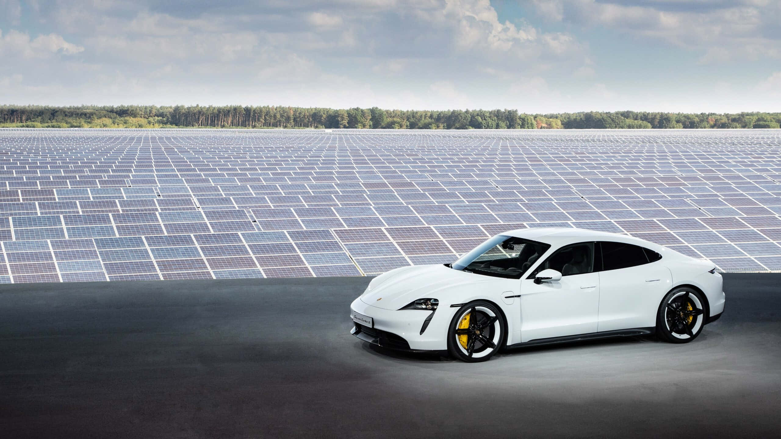 Porsche Taycan, white, yellow brake calipers, 2K Desktop Wallpaper