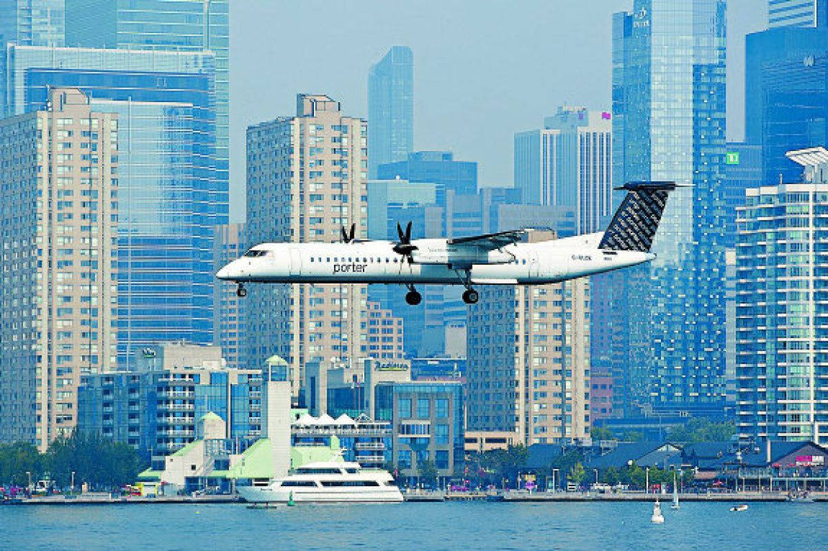 Porter Airlines, propeller plane, waterfront cityscape, SD Desktop Wallpaper