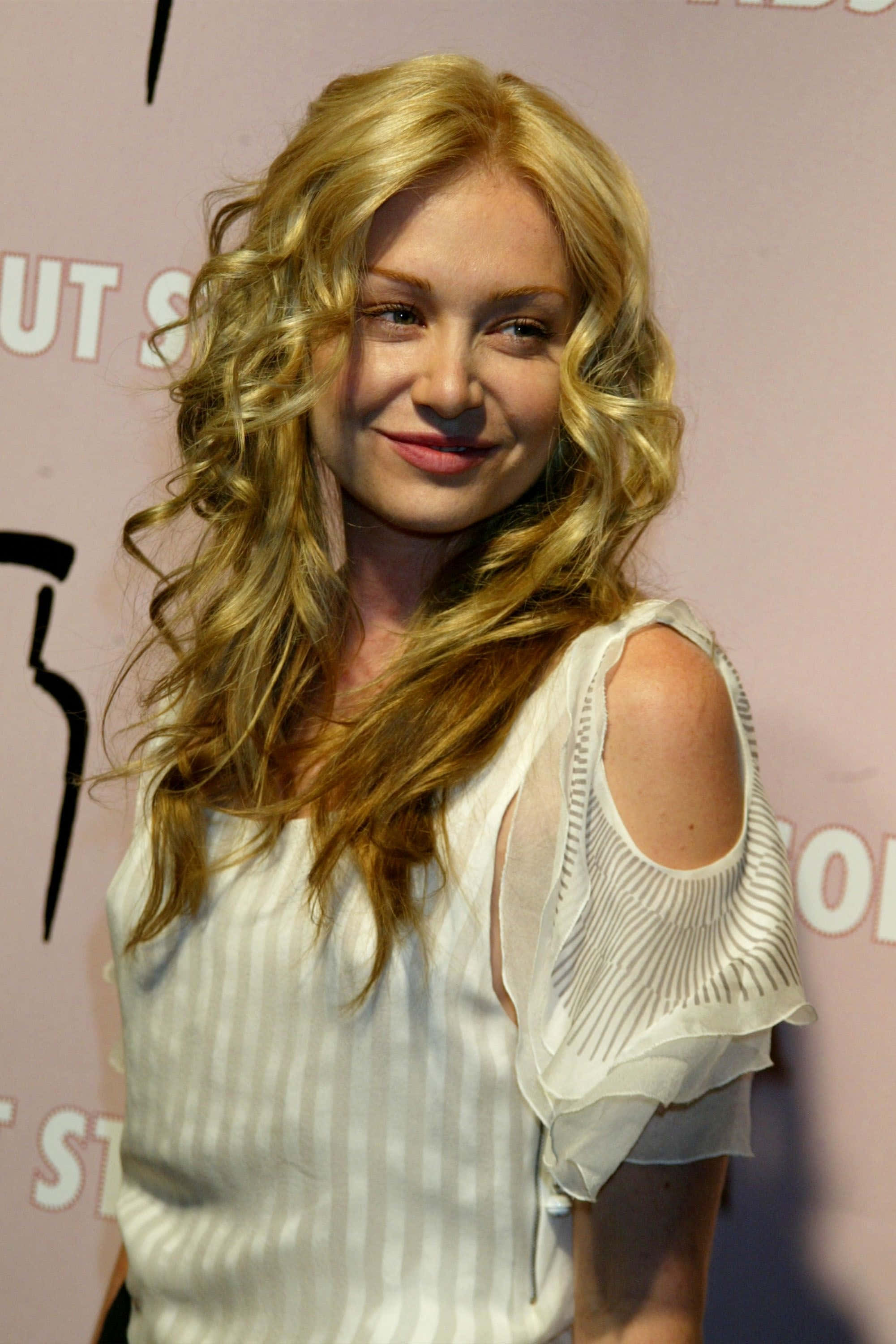 Portia De Rossi, white striped off-shoulder top, long wavy blonde hair, 2K Phone Wallpaper