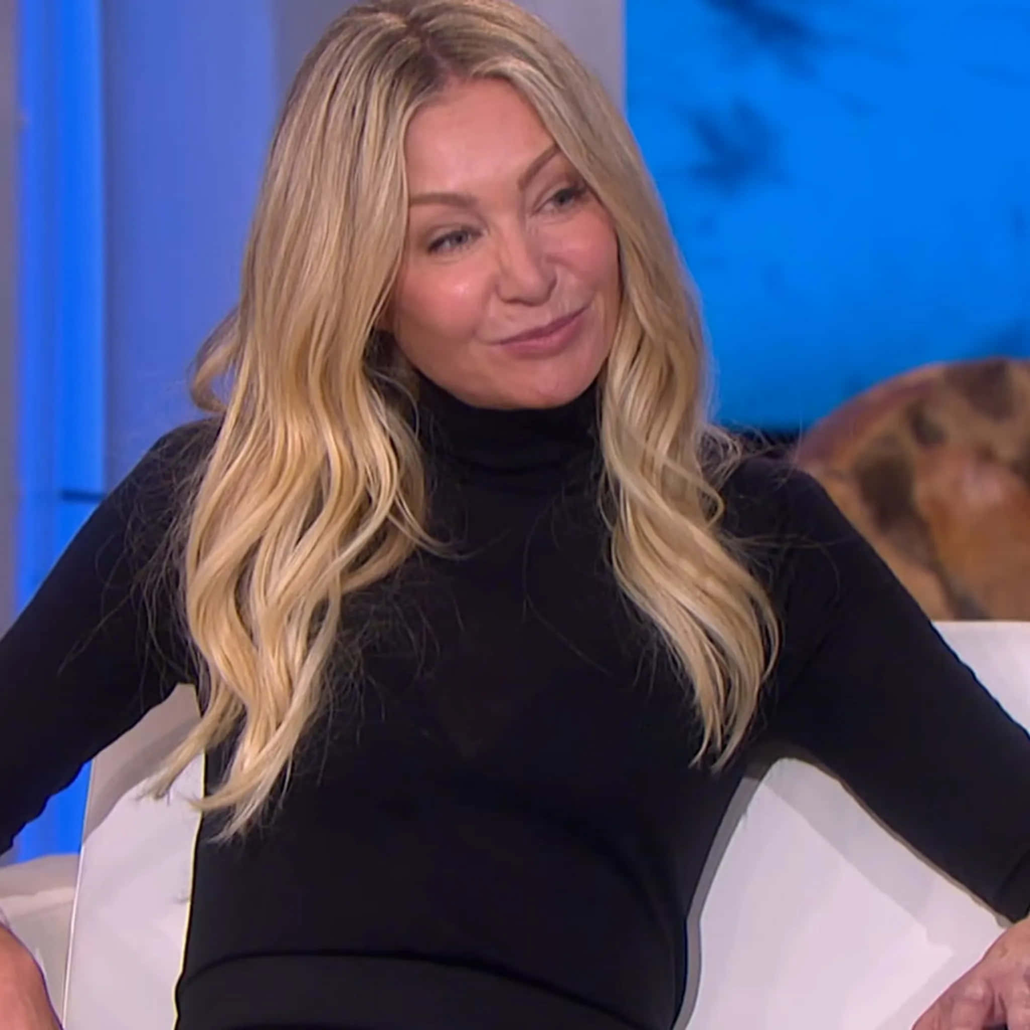 Portia de Rossi, black turtleneck, long blonde hair, Full HD Desktop Wallpaper
