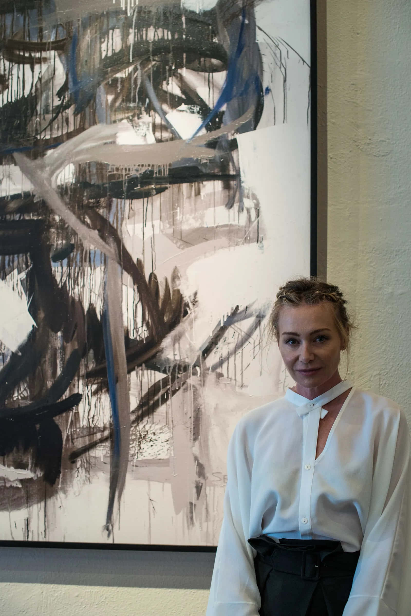 Portia de Rossi, white blouse, abstract painting, Full HD Phone Wallpaper