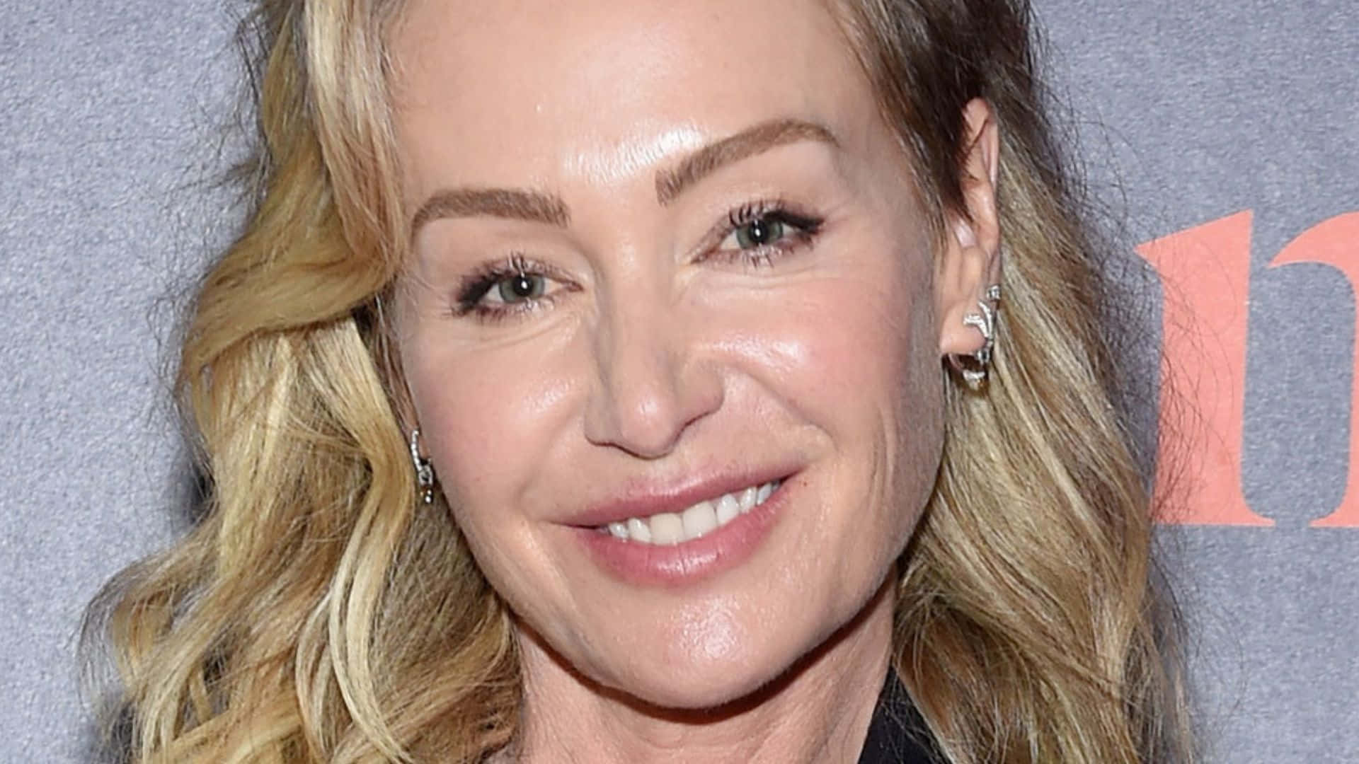 Portia de rossi, blonde woman, wavy hair, Full HD Desktop Wallpaper